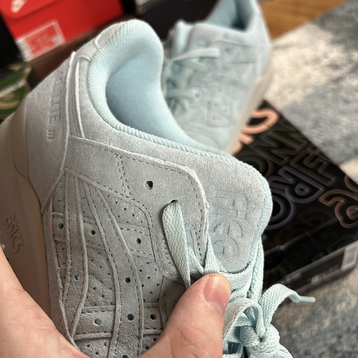 Asics × Kith × Ronnie Fieg 1201A224-100 FW20 KXTH GEL LYTE iii “THE PALETTE” HELiUM Size US 8.5 / EU 41-42 - 7 Thumbnail