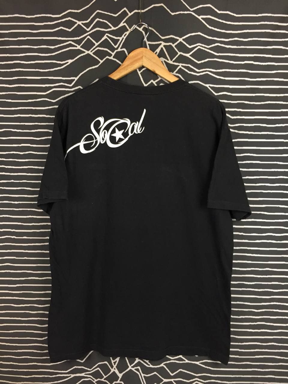 No Fear Vtg No Fear So Cal Chicano Lowrider Skull Bandana Tee Size US L / EU 52-54 / 3 - 2 Thumbnail