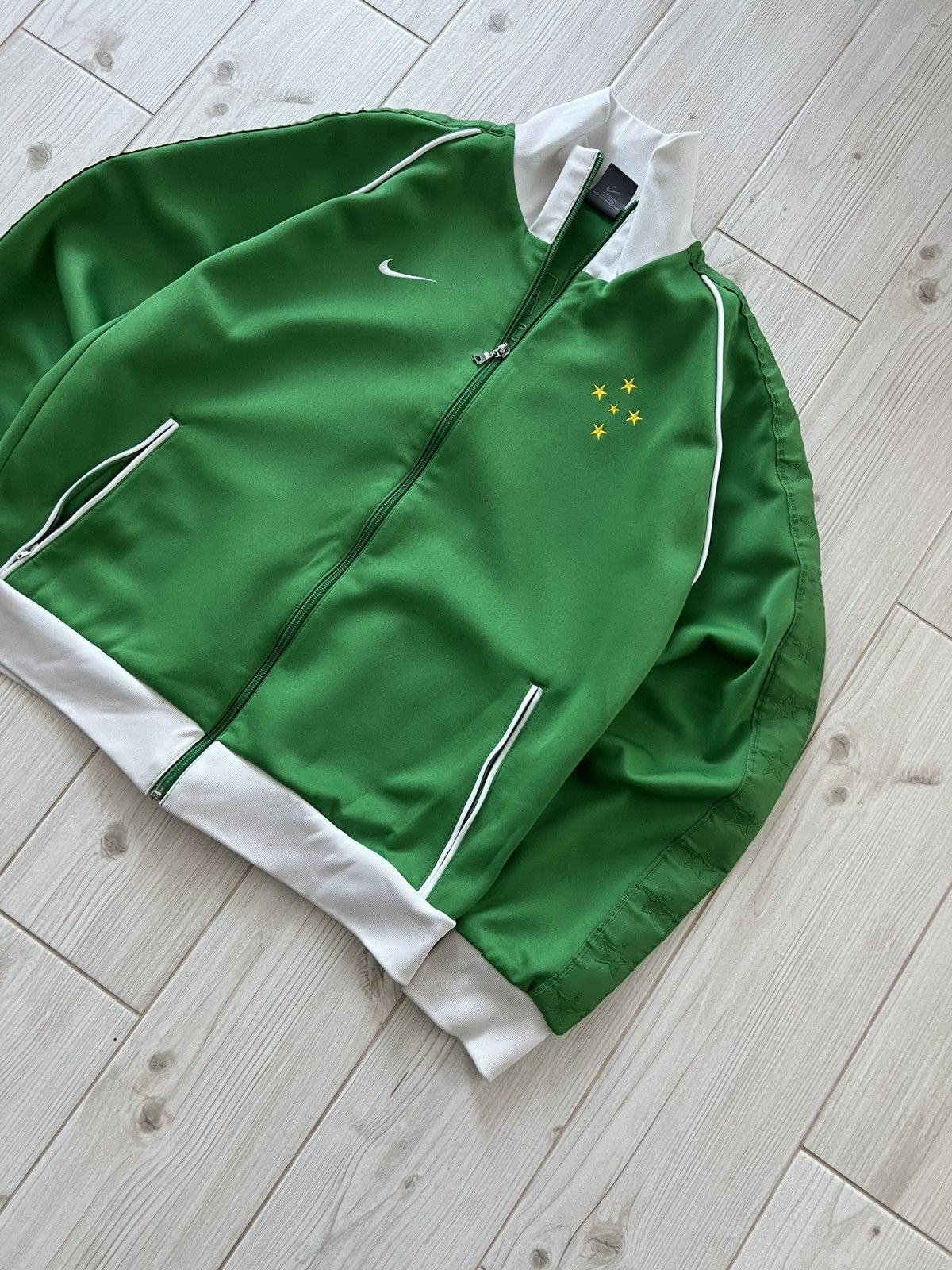 Nike Nike Brazil Mens Vintage Soccer Jacket Size US L / EU 52-54 / 3 - 5 Thumbnail