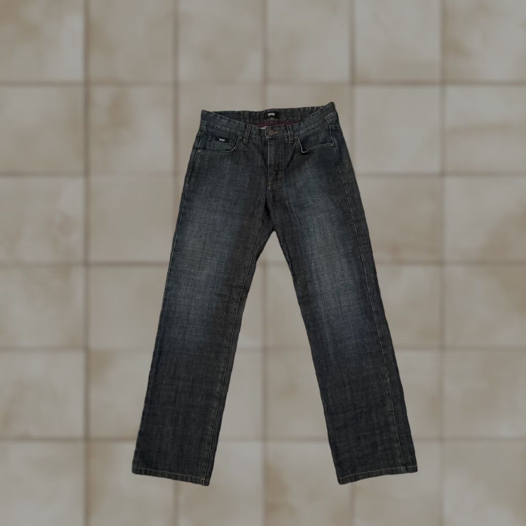 Hugo Boss HUGO BOSS Jeans Mens 30x32 Blue Regular Fit Straight Leg Denim Dark Wash Size US 30 / EU 46 - 1 Thumbnail