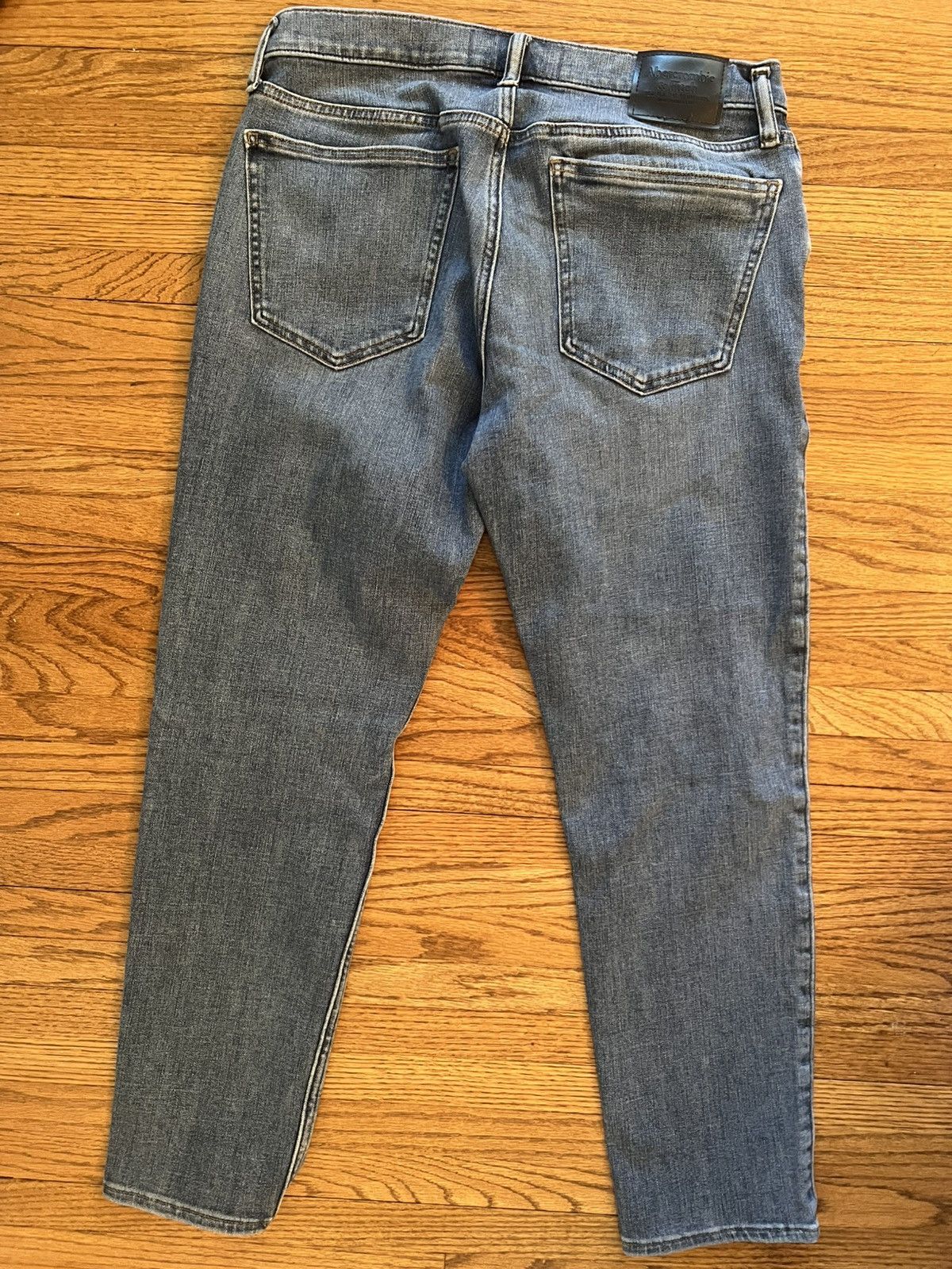 Abercrombie & Fitch Abercrombie & Fitch Skinny Taper Stretch Jeans 32 x 30 Size US 32 / EU 48 - 2 Thumbnail