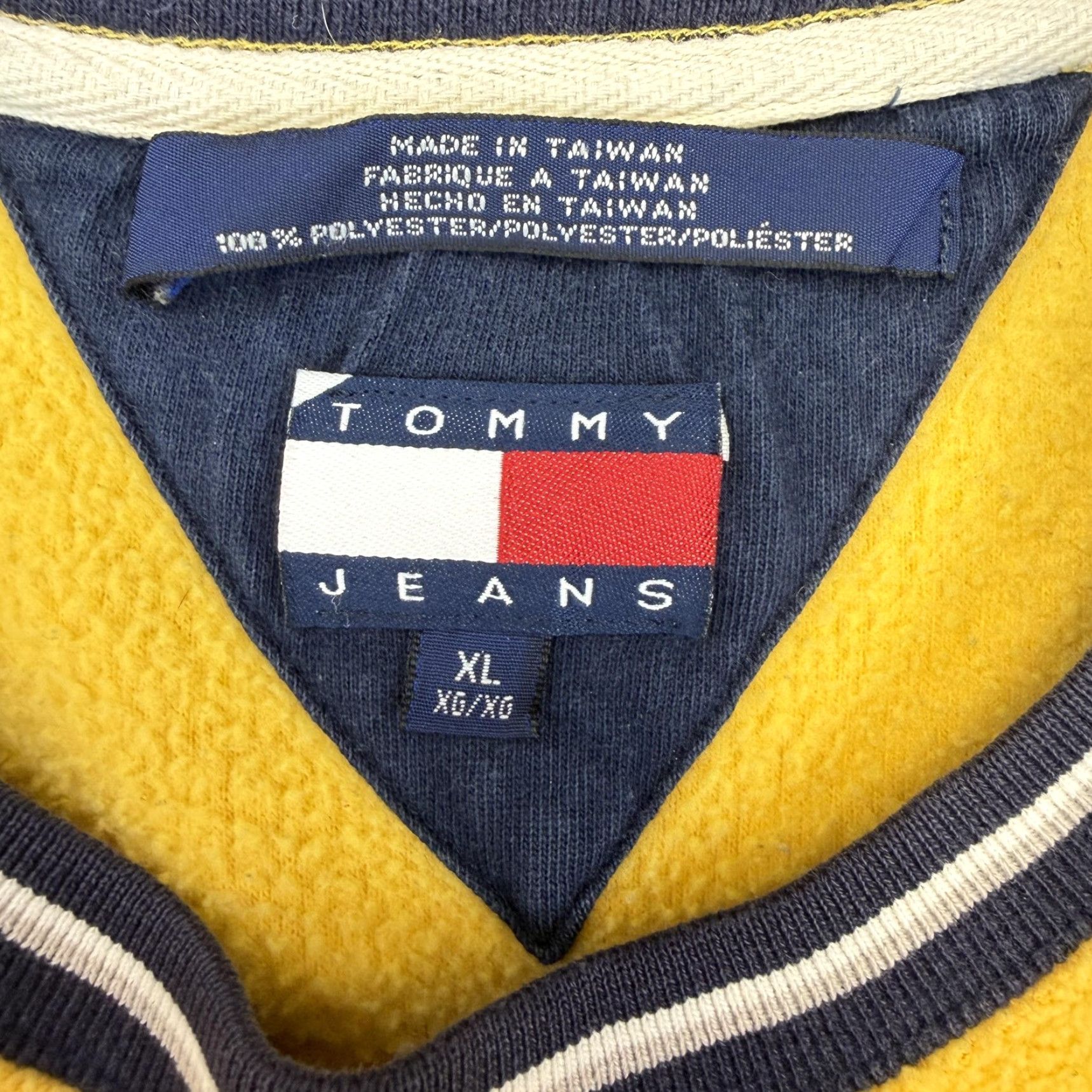 Logo 7 VINTAGE Tommy Jeans Sweatshirt Mens XL Yellow Fleece Crewneck Logo 90s Size US XL / EU 56 / 4 - 4 Thumbnail