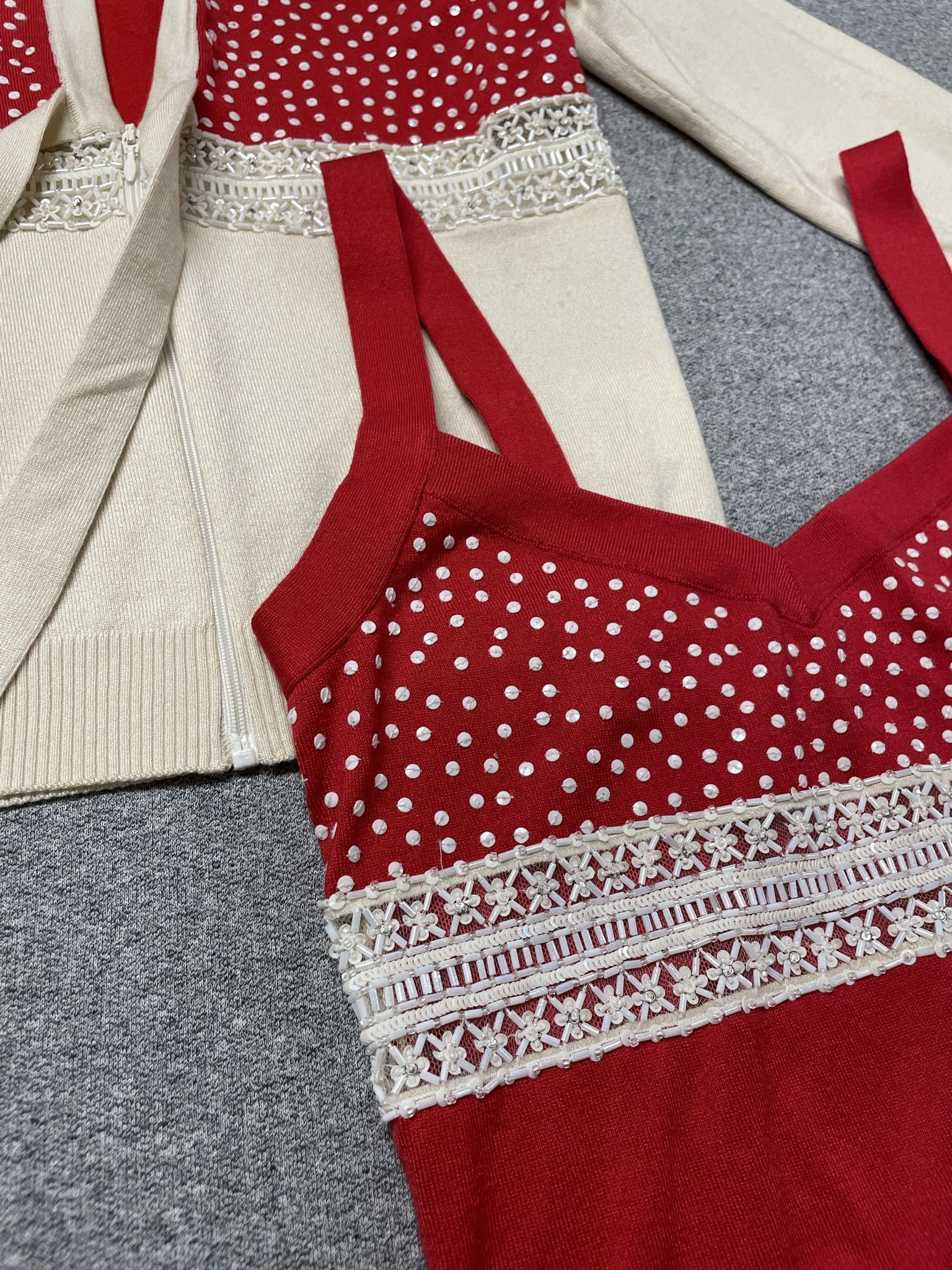 Valentino Vintage Valentino Knit Cardigan and Tank Set Size S / US 4 / IT 40 - 3 Thumbnail