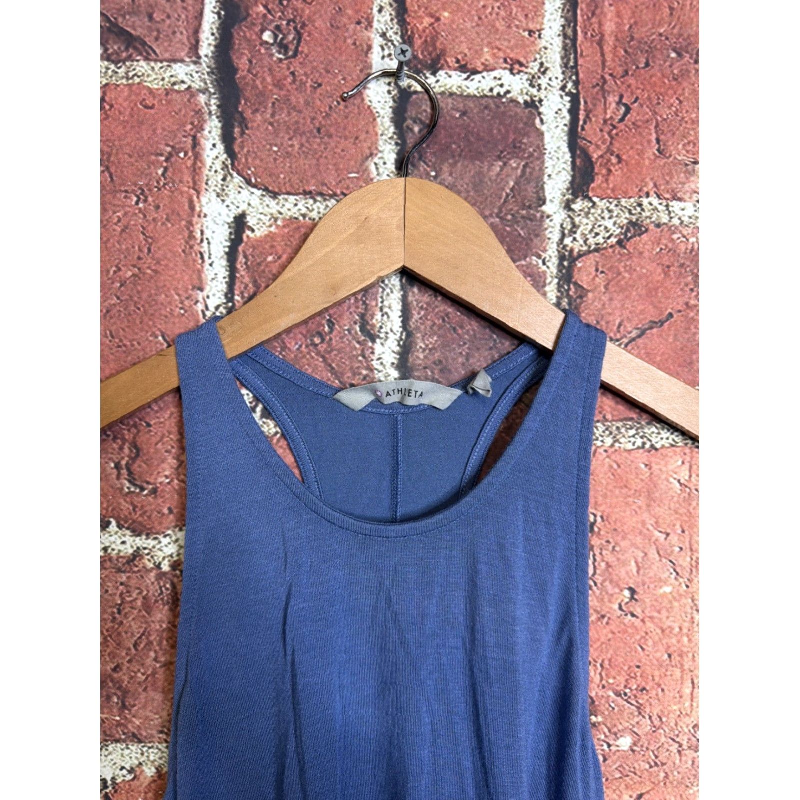 Athleta Athleta Women’s Crossroad Tank Top XS Blue Tank Womens XS Athletic Racerback Sleeveless Activewear Crossroad Size XS / US 0-2 / IT 36-38 - 2 Thumbnail