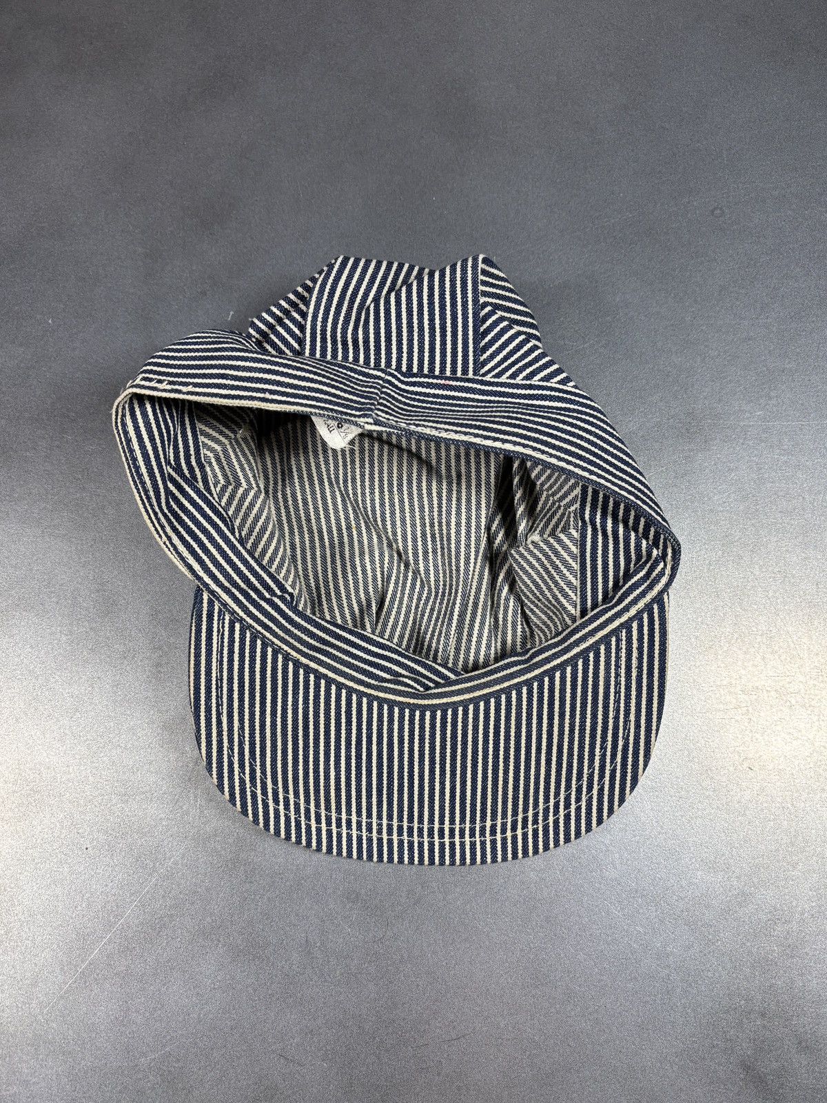Levi's Vintage Levi's Railway Cap Hickory Stripe White Tab 60s 70s Size ONE SIZE - 6 Thumbnail