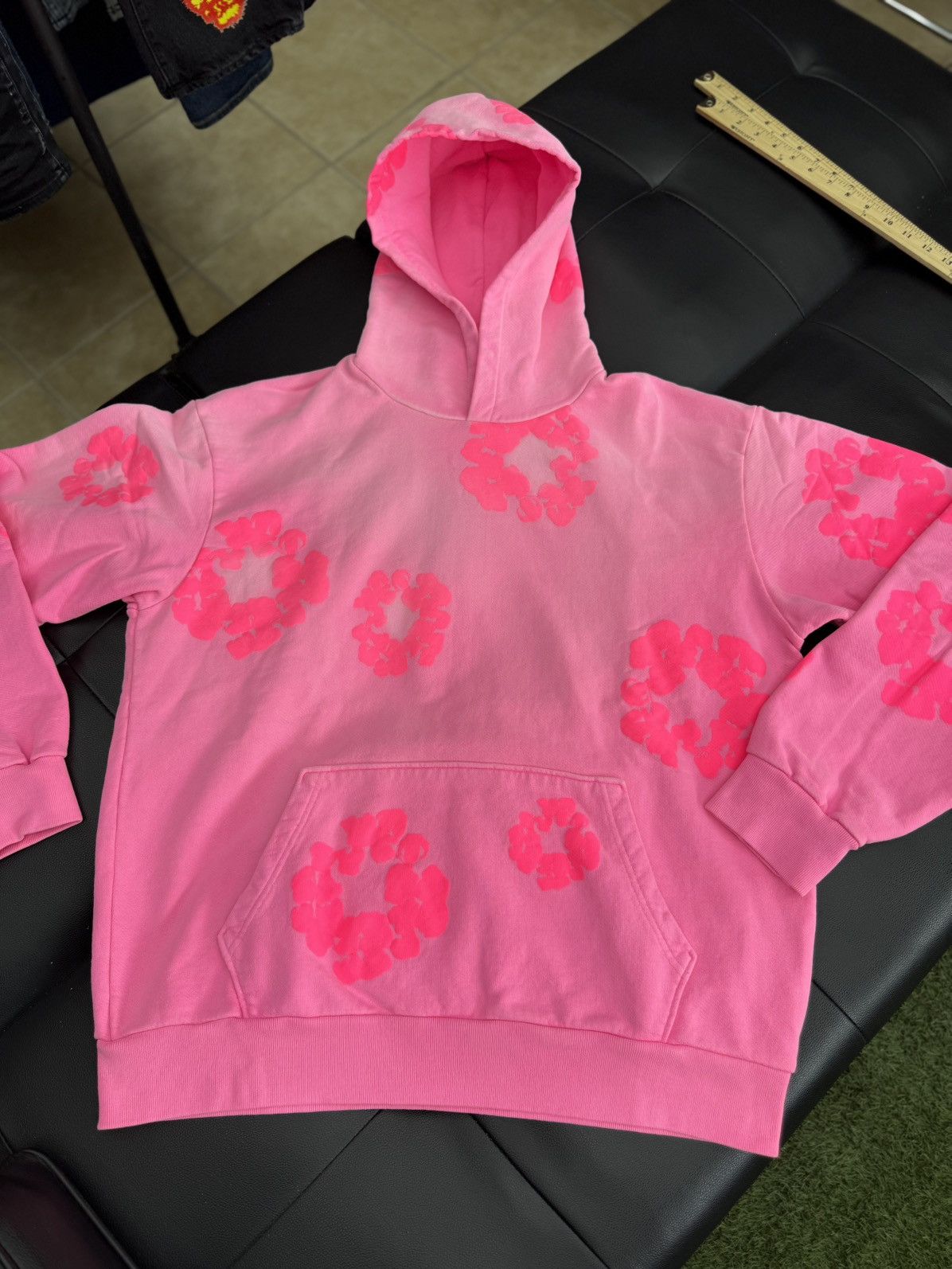 DENIM TEARS Denim Tears Pink 2025 Cotton Wreath Hoodie L (NEW) Size US L / EU 52-54 / 3 - 4 Thumbnail