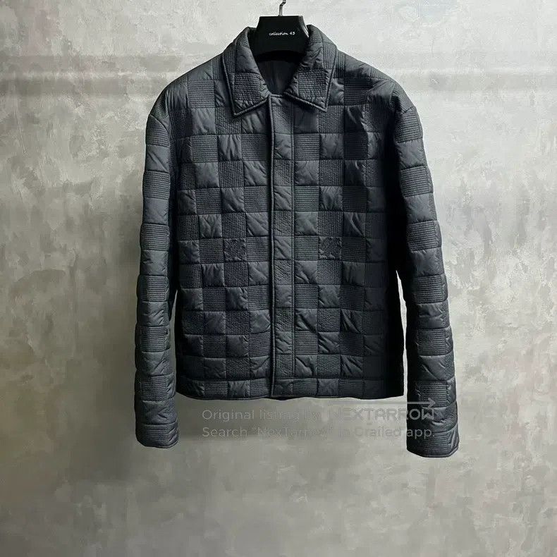 Louis Vuitton Louis Vuitton Black quilted tunic Logo jacket Size US M / EU 48-50 / 2 - 1 Thumbnail