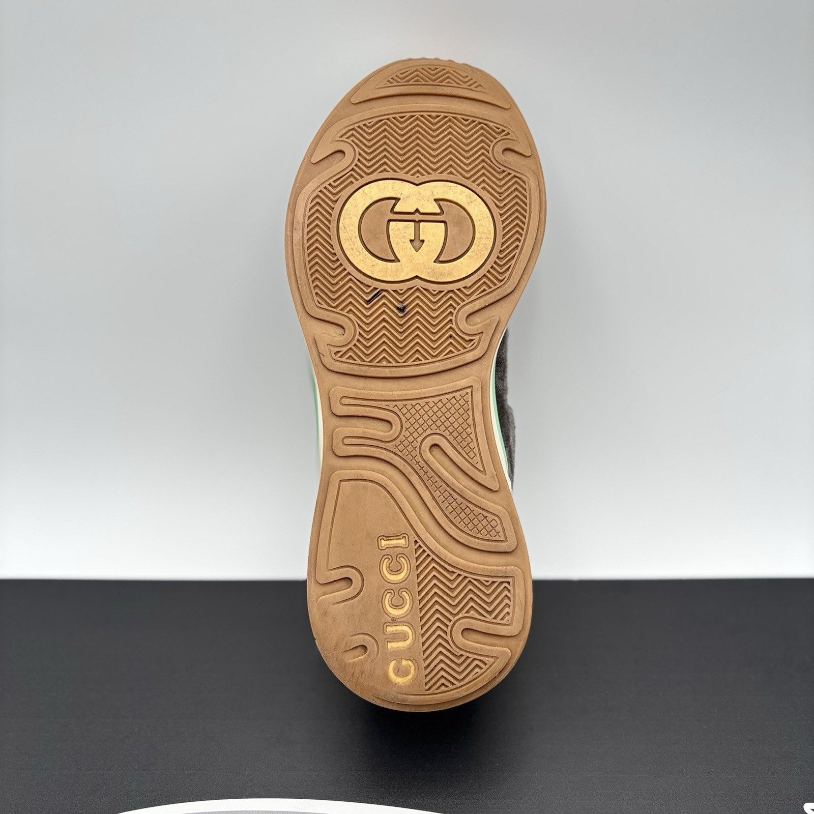 Gucci Gucci Ultrapace ' Green Tejus Printed ' | GOOD CONDITION! Size US 10.5 / EU 43-44 - 8 Thumbnail