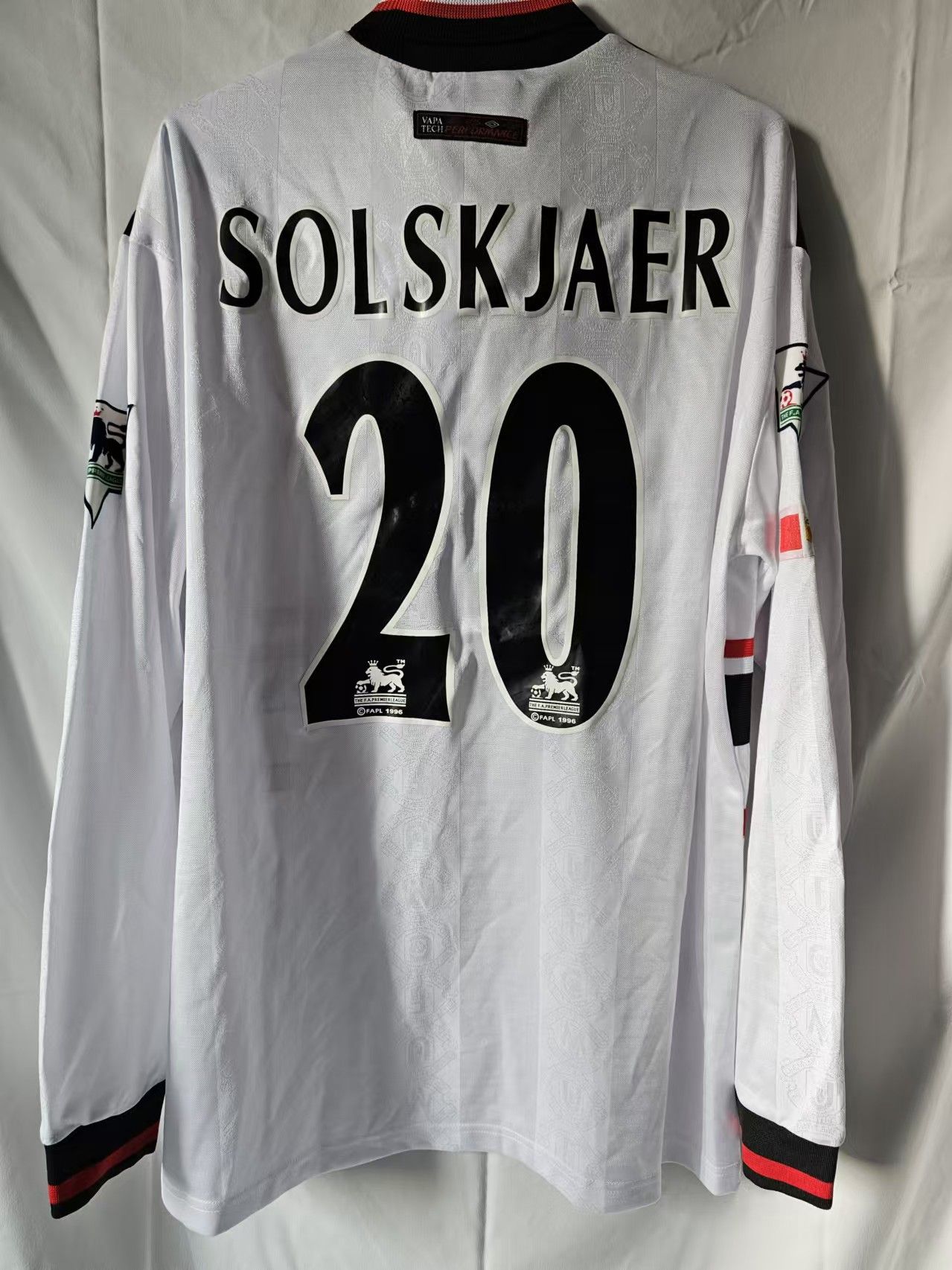 Other 1998 1999 MUFC #20 Solskjaer Jersey Away Size US XL / EU 56 / 4 - 1 Thumbnail