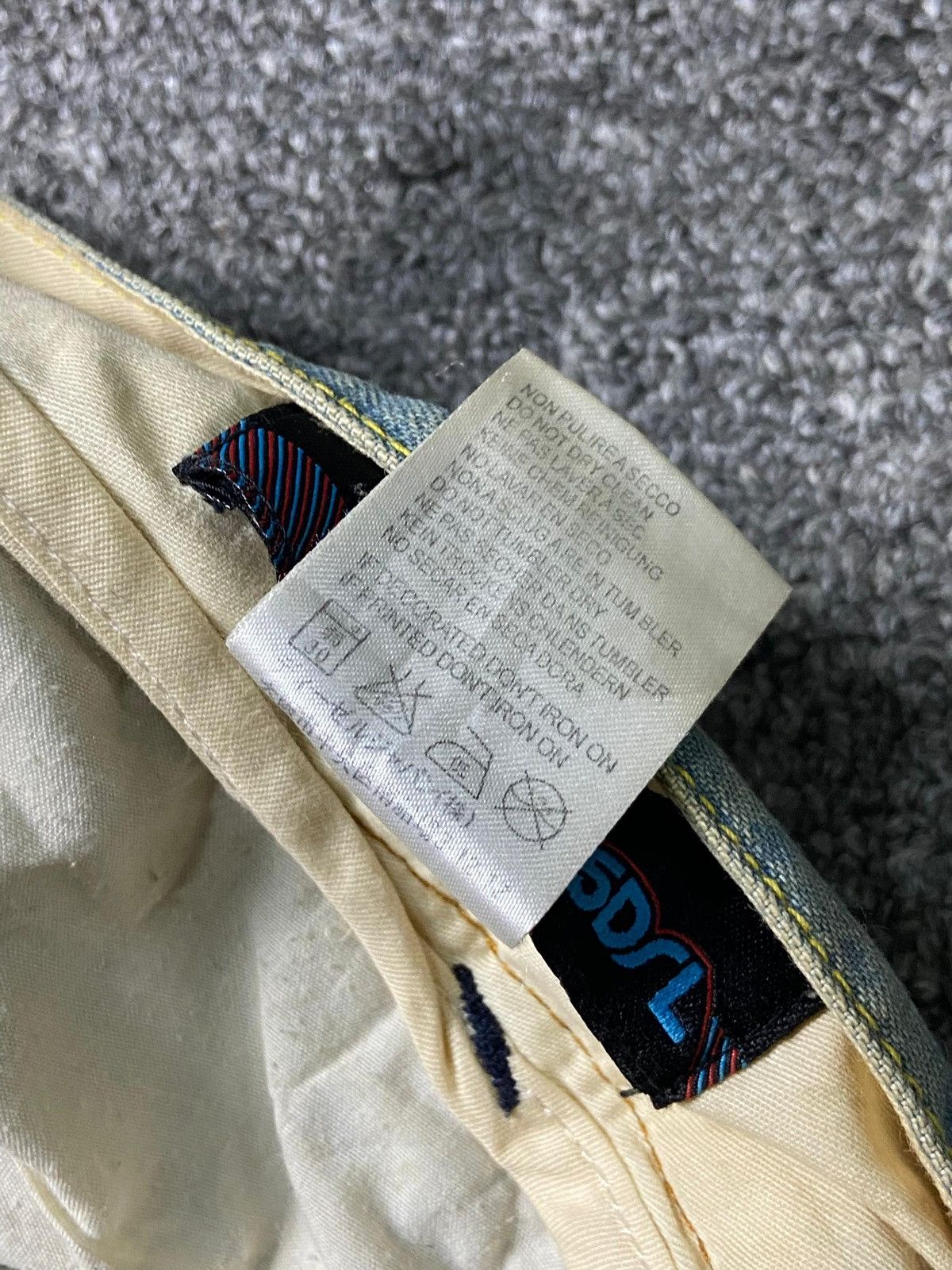 55DSL × Japanese Brand × Vintage Vintage 55DSL Relaxed Fit Cut Denim Jeans (131) Size US 34 / EU 50 - 5 Thumbnail