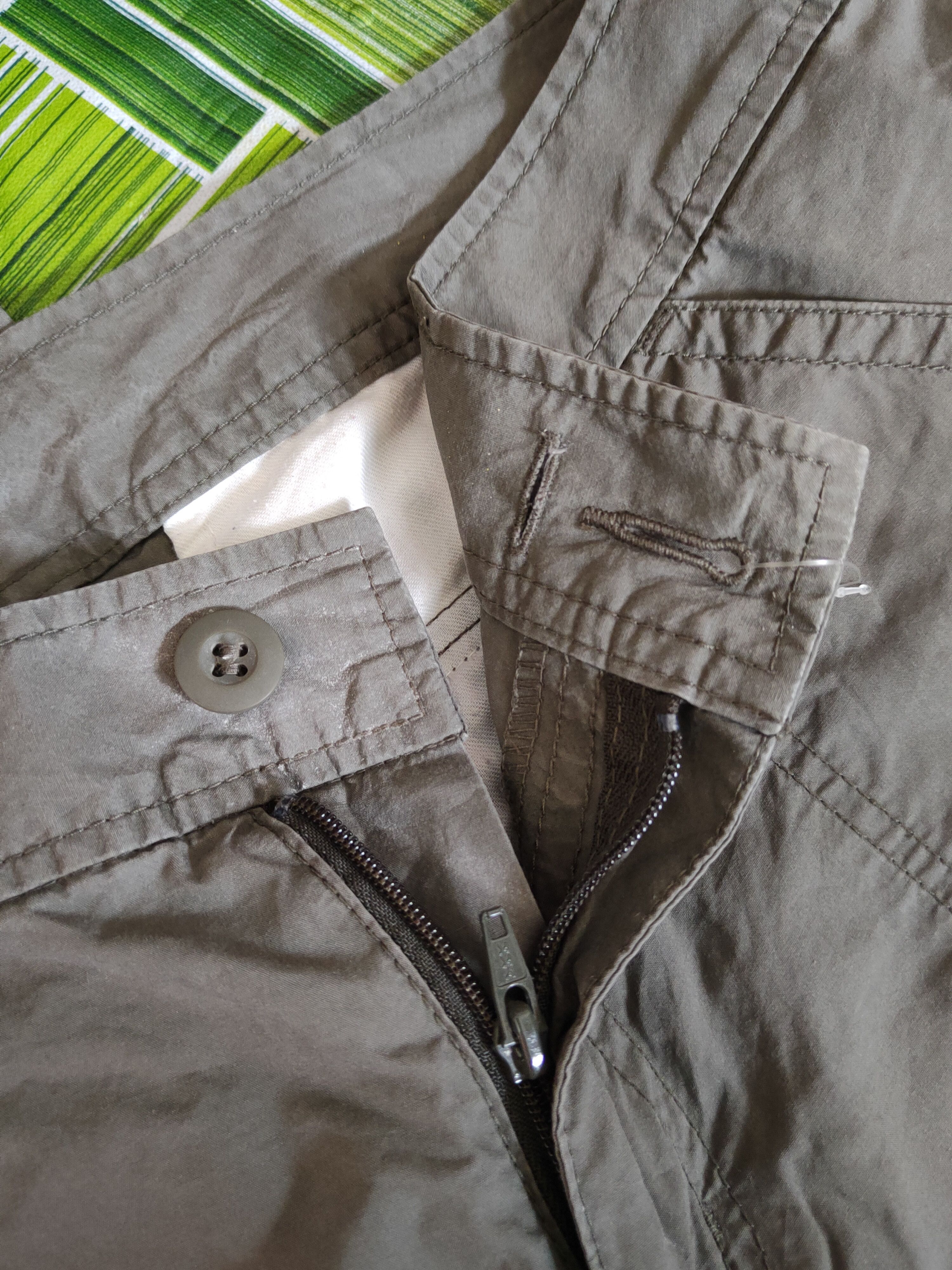 Japanese Brand × Uniqlo Uniqlo Olive Multipocket Tactical Half Pants #S1511 Size 30" / US 8 / IT 44 - 12 Thumbnail