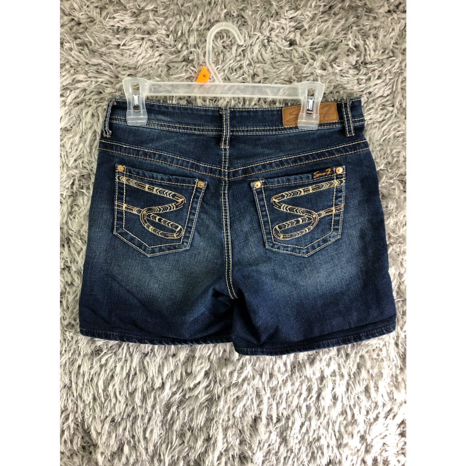 Vintage Seven7 Womens Size 8 Mid Rise Dark Wash Boyfriend Blue Jean Shorts Size 30" / US 8 / IT 44 - 4 Thumbnail