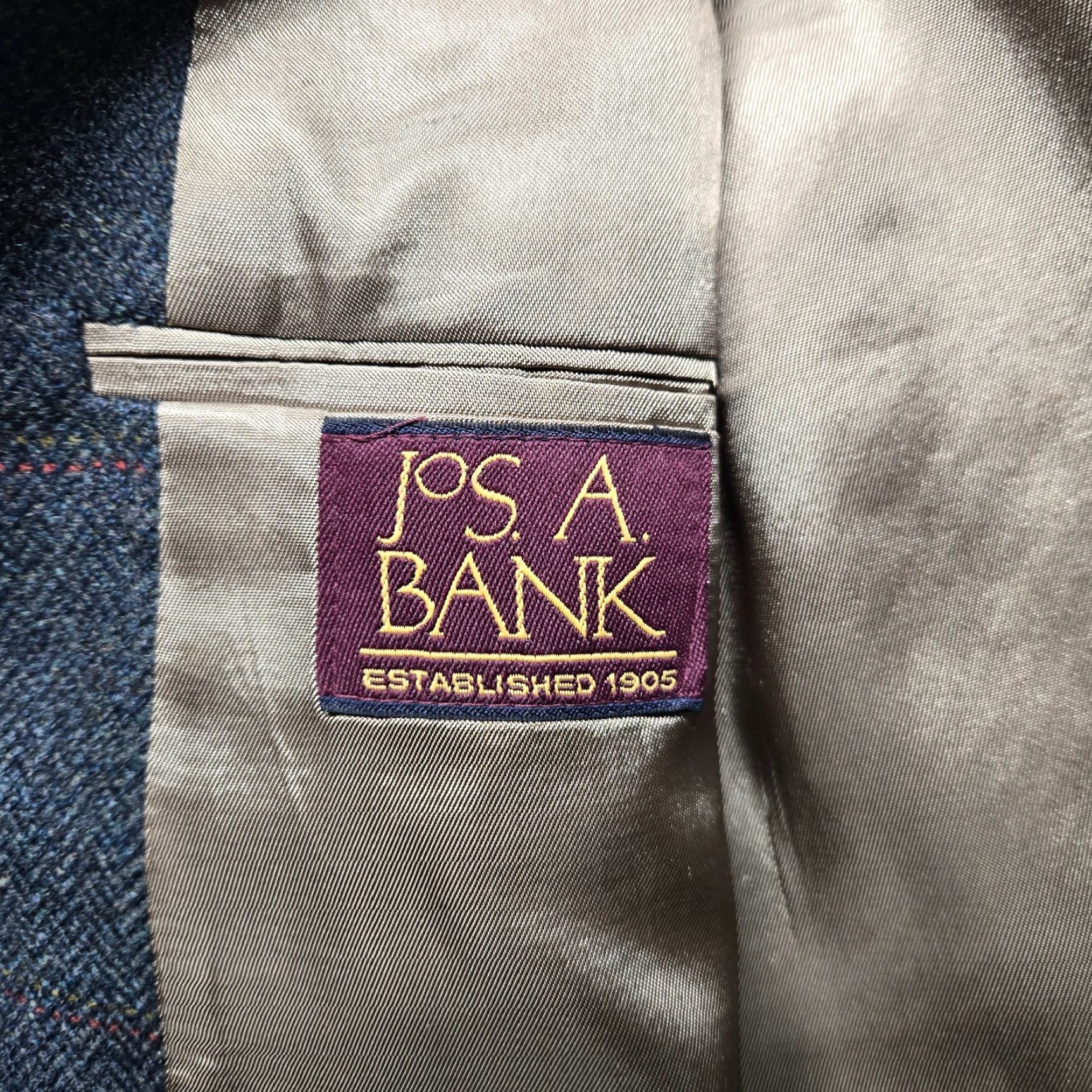 Jos. A. Bank Jos. A. Bank Blazer / Suit Jacket Gray Long 42L Men’s Tweed Button Closure Size 42R - 6 Thumbnail