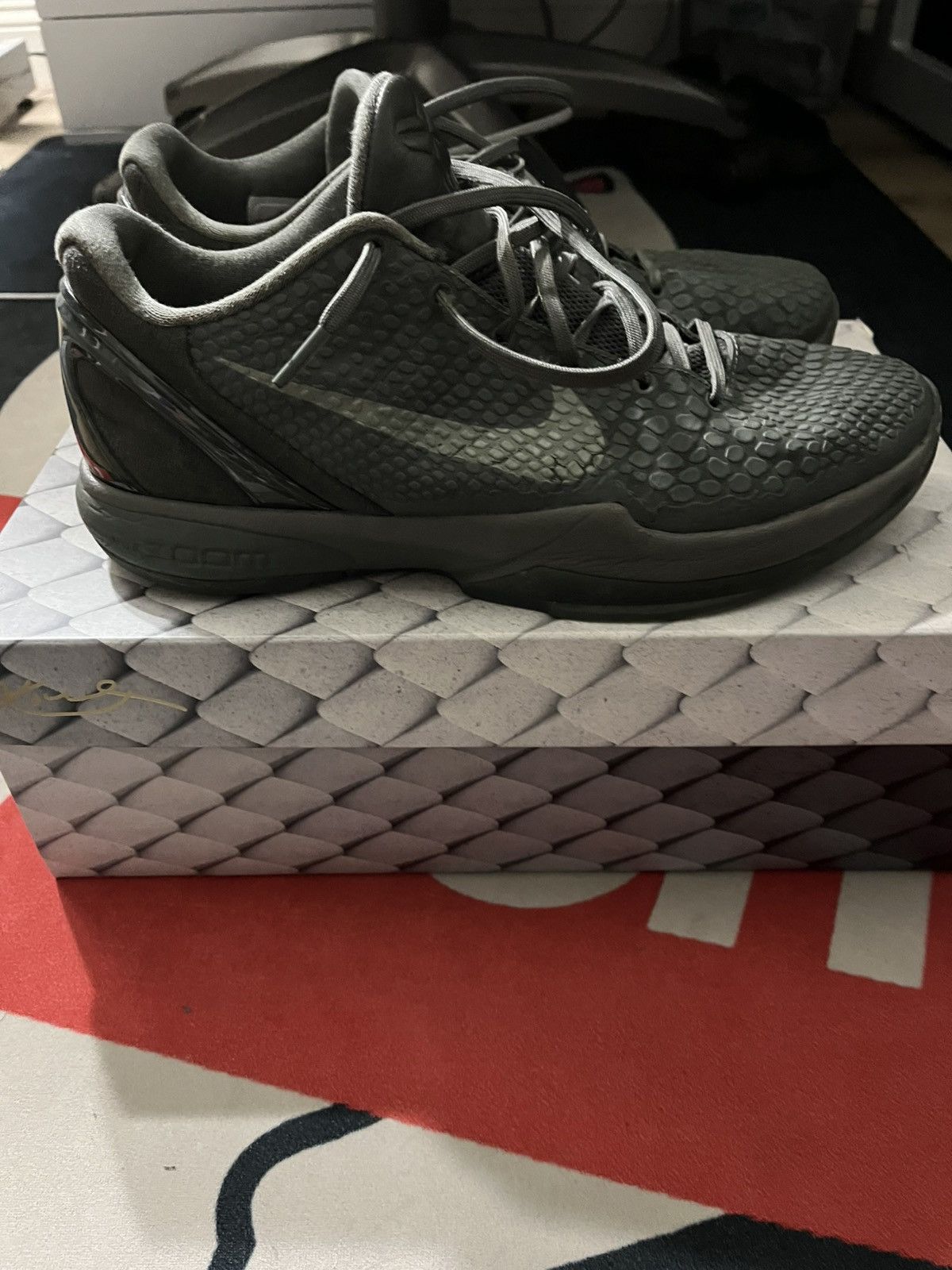 Nike Nike Kobe 6 FTB Fade to Black Size US 11 / EU 44 - 1 Thumbnail