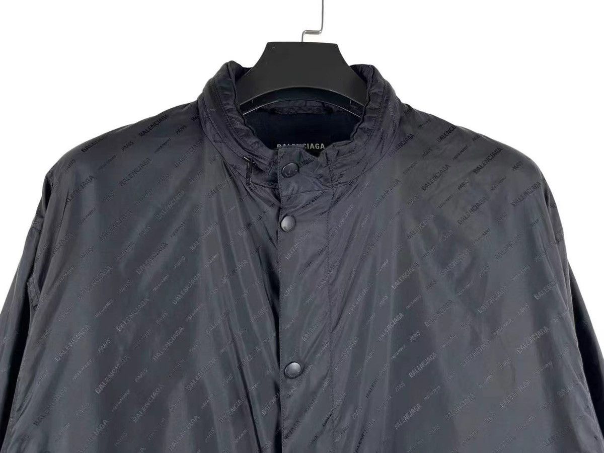 Balenciaga Balenciaga Monogram Prints Logo Hooded Jacket Size US S / EU 44-46 / 1 - 3 Thumbnail