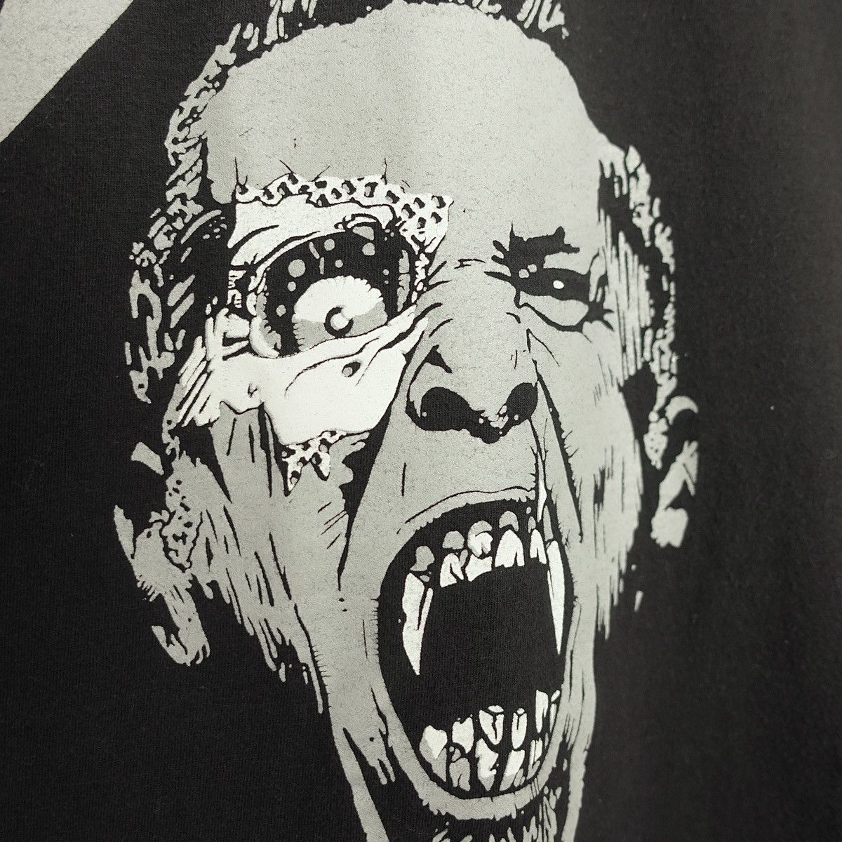 Band Tees × Metallica × Vintage Vintage 00s Metallica Band “The Undead Album Cover” Tee Size US M / EU 48-50 / 2 - 6 Thumbnail
