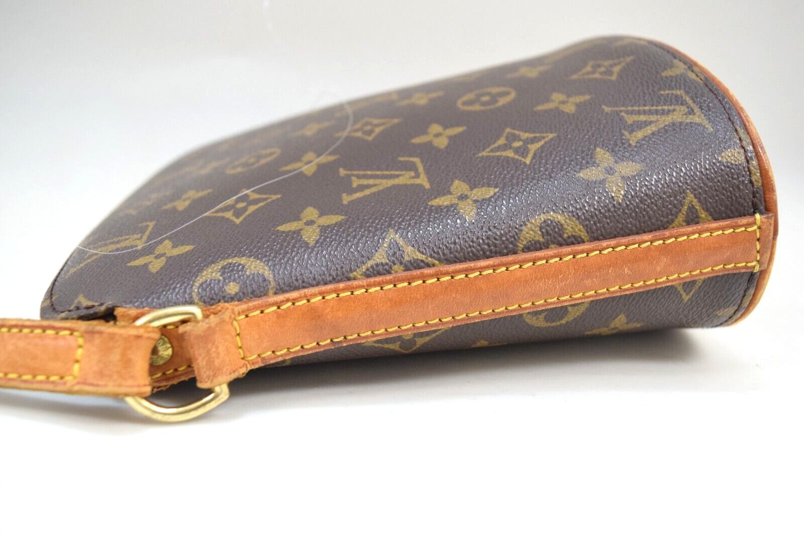 Louis Vuitton LV Drouot Crossbody Bag Monogram Canvas M51290 Size ONE SIZE - 3 Thumbnail