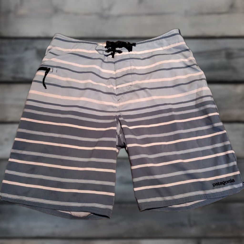 Patagonia PATAGONIA Board Shorts Stretch Planing Men's Size 32 Blue Striped EUC Quick Dry 100% Polyester Recreational Swim Bottom Steady Size US 32 / EU 48 - 1 Thumbnail