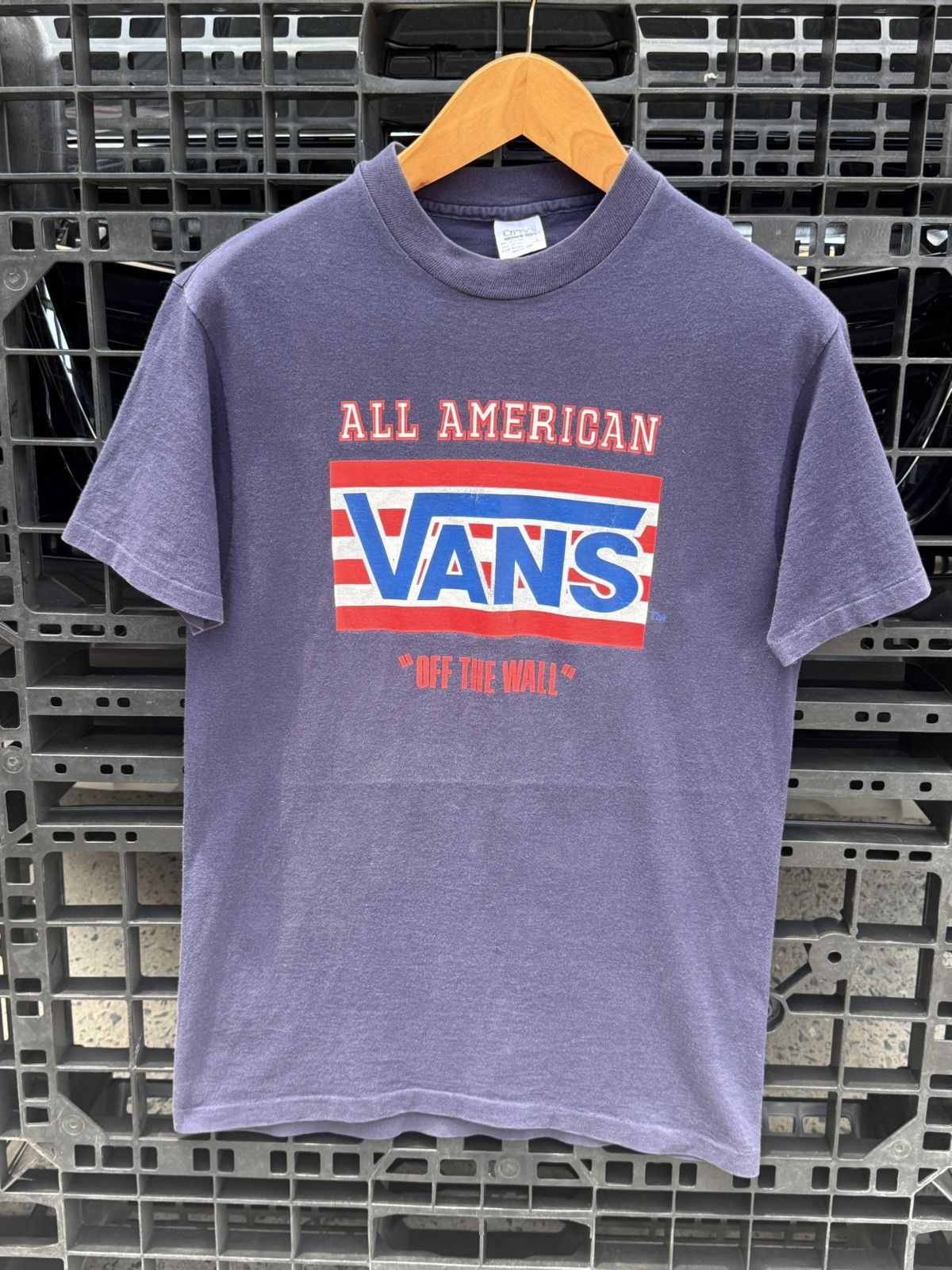 Vintage 💥Vintage All American Vans Off The Wall 80s Skate T-Shirt Size US L / EU 52-54 / 3 - 1 Thumbnail