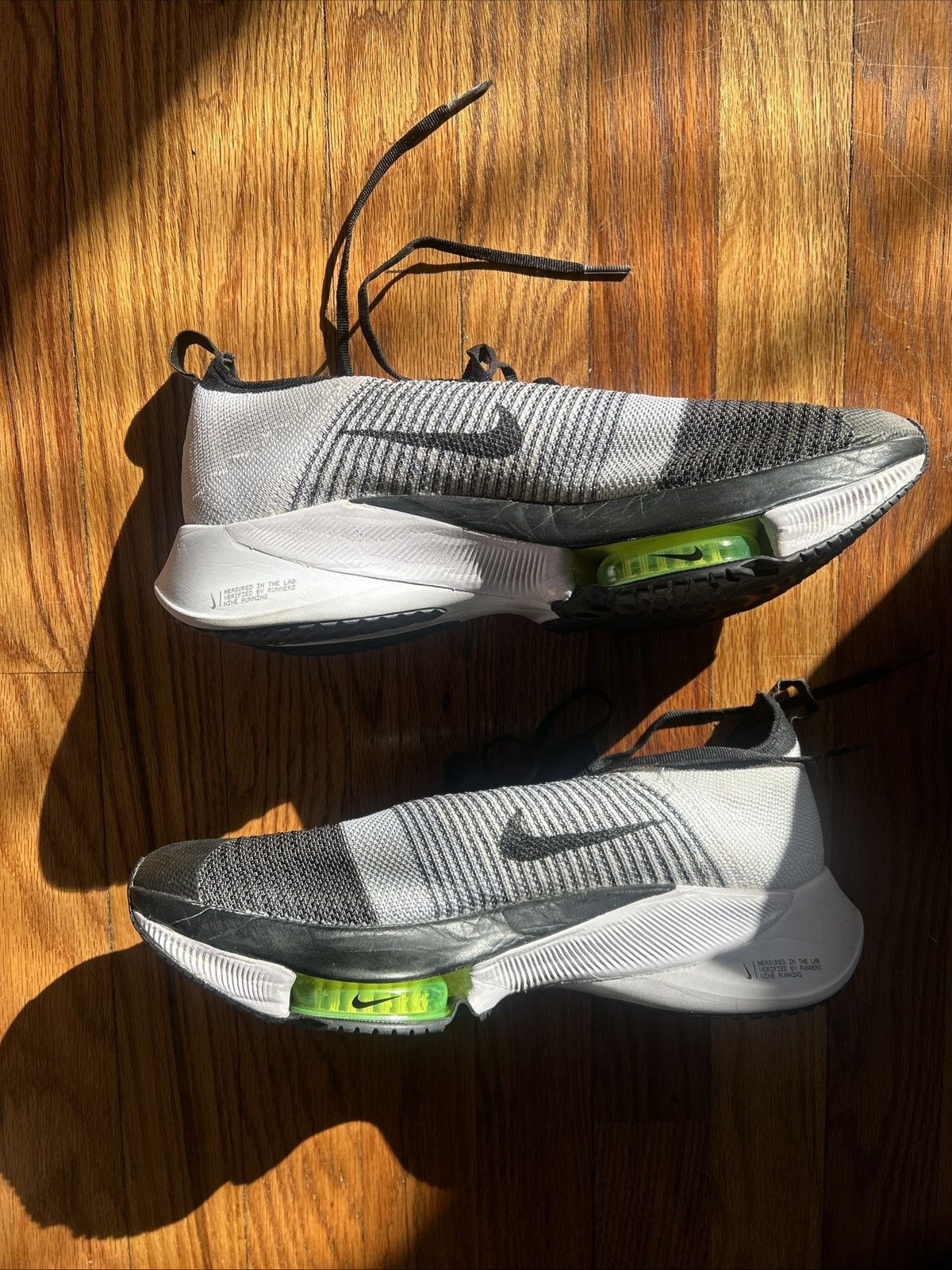 Nike Nike Air Zoom Tempo Next% Flyknit Size US 11 / EU 44 - 3 Thumbnail