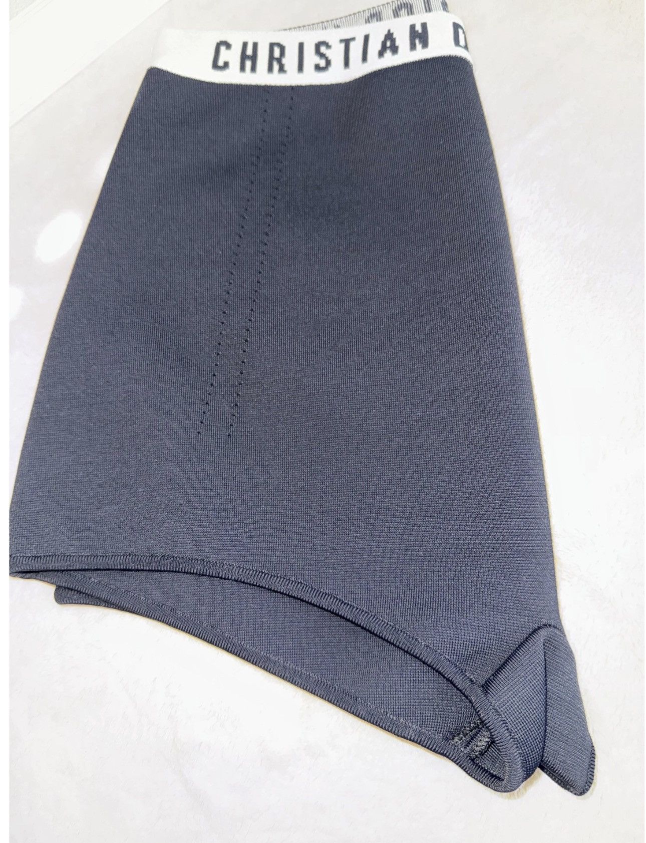 Dior Dior Mini Short, M Size 25" / US 0 / IT 36 - 8 Thumbnail