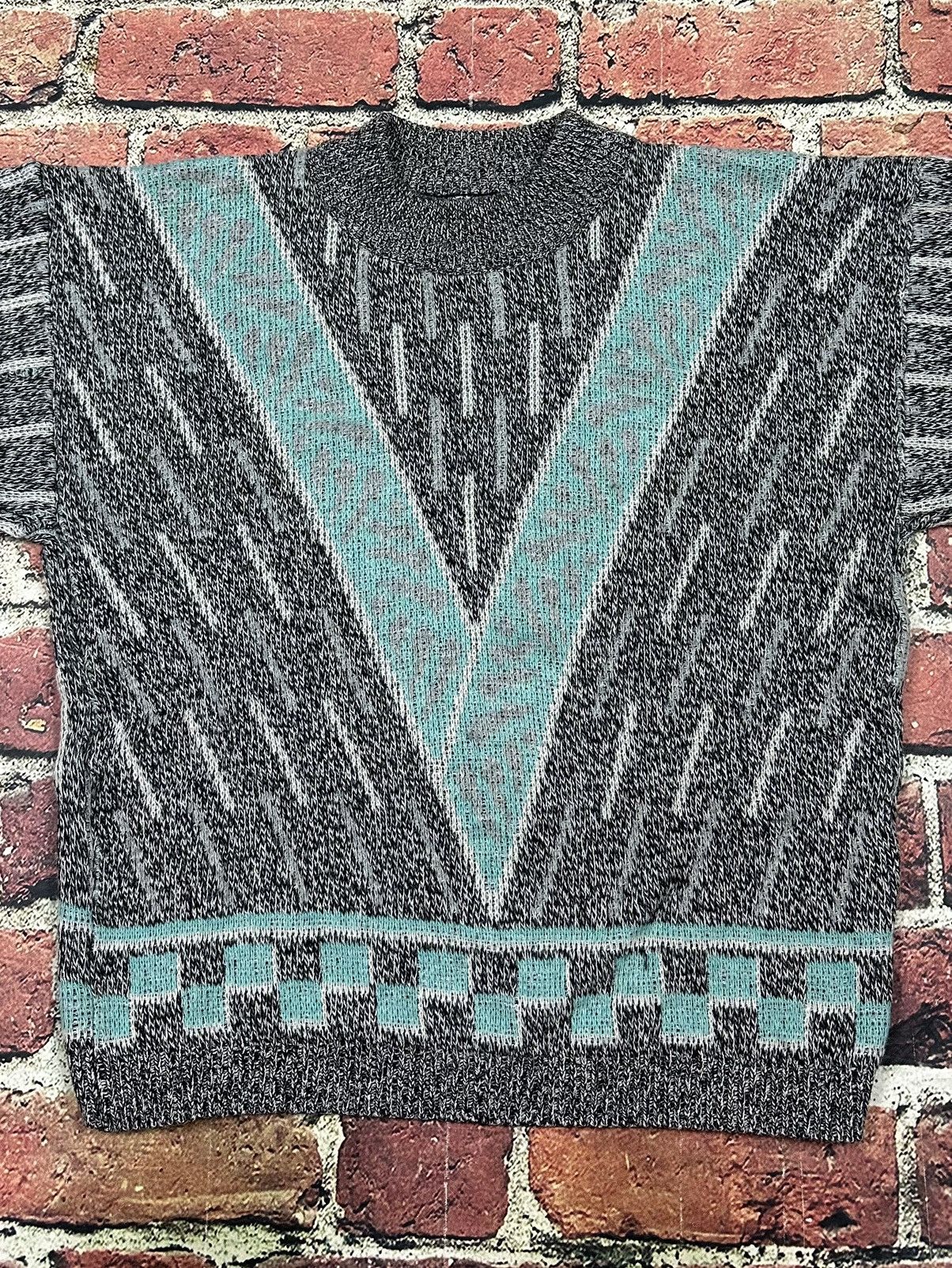 Vintage Vintage Forum Wool Blend Sweater Geometric Mock Neck Italy Size US S / EU 44-46 / 1 - 5 Thumbnail