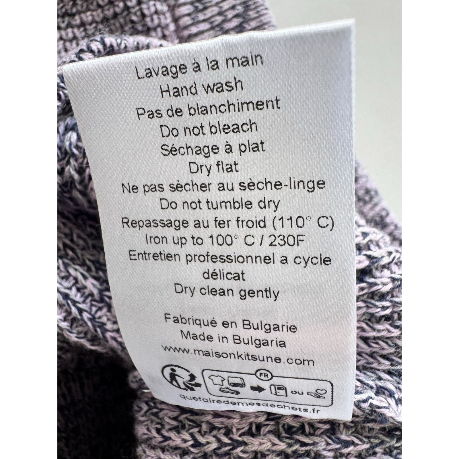 Maison Kitsune Maison Kitsune Women’s Handwriting Cropped Vest L Size US L / EU 52-54 / 3 - 5 Thumbnail