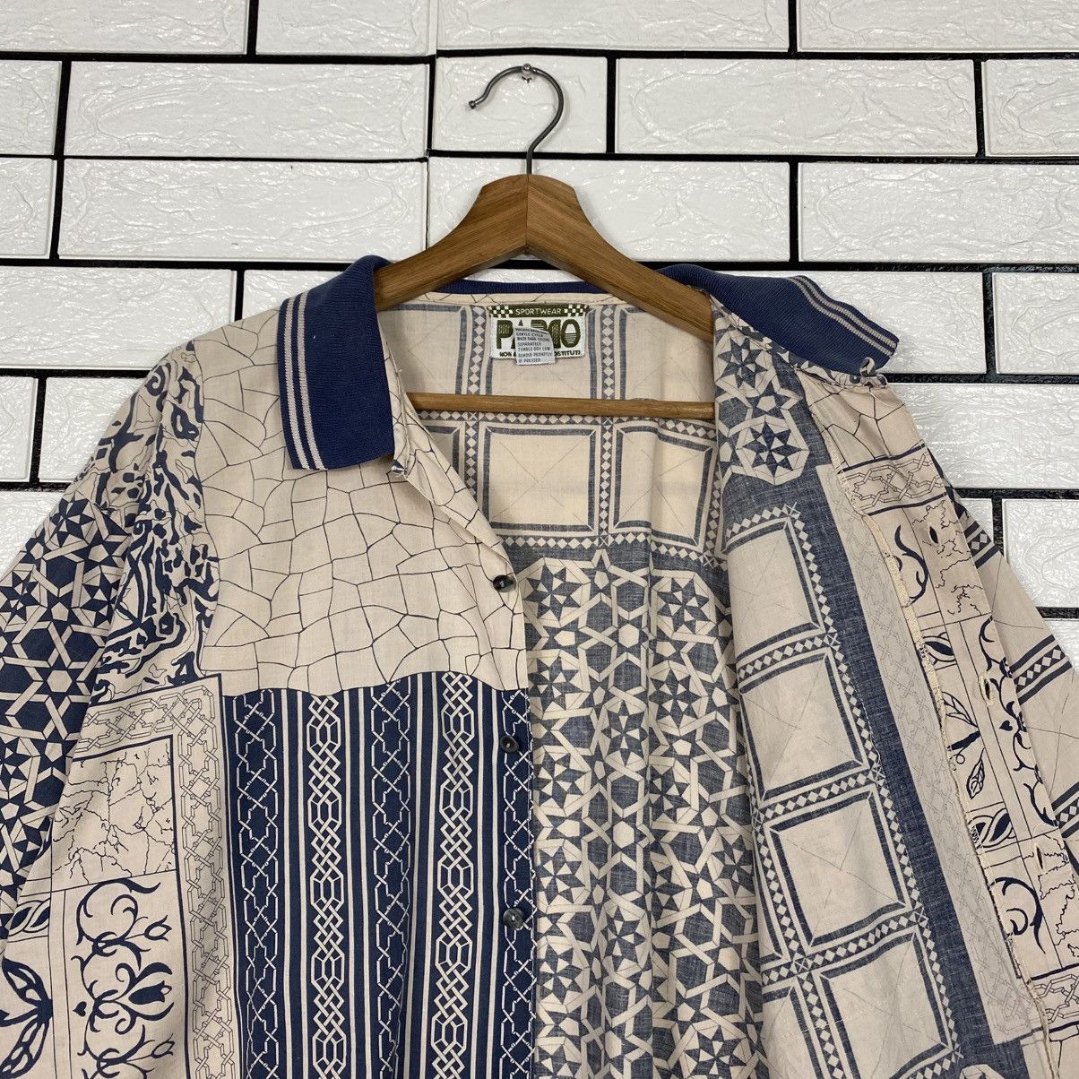 Japanese Brand Sportswear Parco Shirt Button Jacket Navajo Full Print Size US L / EU 52-54 / 3 - 13 Thumbnail