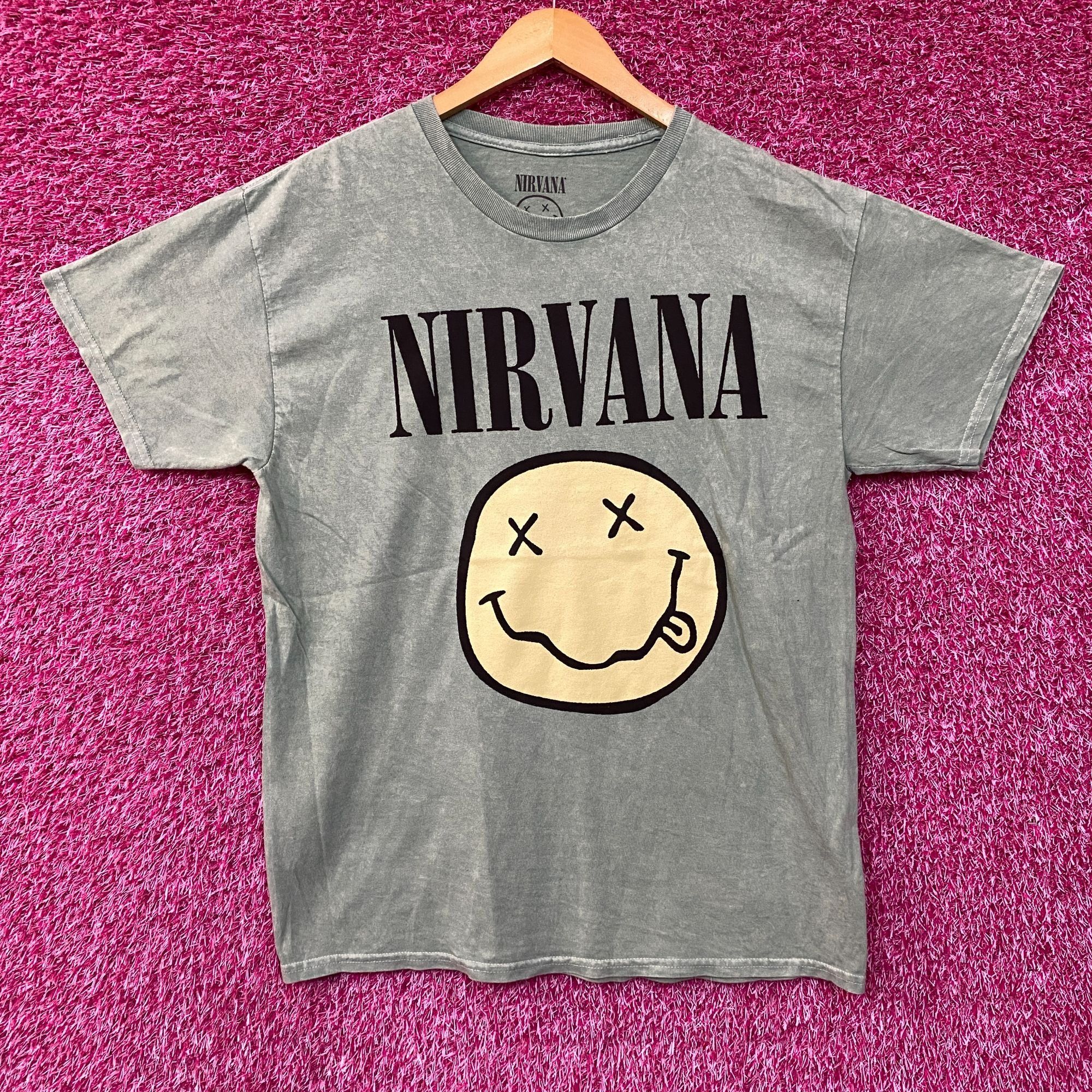 Nirvana Nirvana Nevermind Smiley Face tshirt size large Size US L / EU 52-54 / 3 - 1 Thumbnail