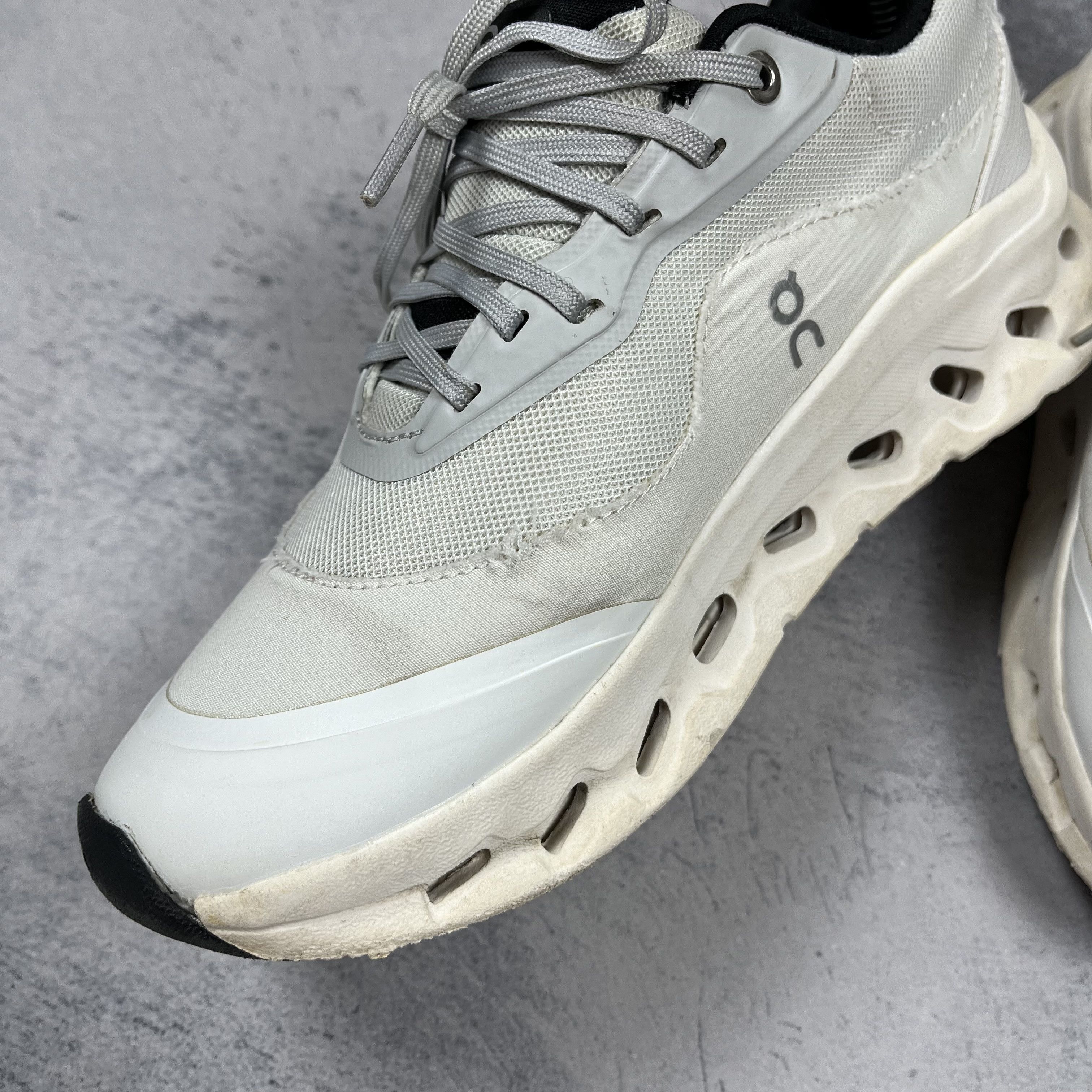 On On Running X Loewe Cloudtlit 2.0 Low Top Sneakers Size US 7 / IT 37 - 15 Thumbnail