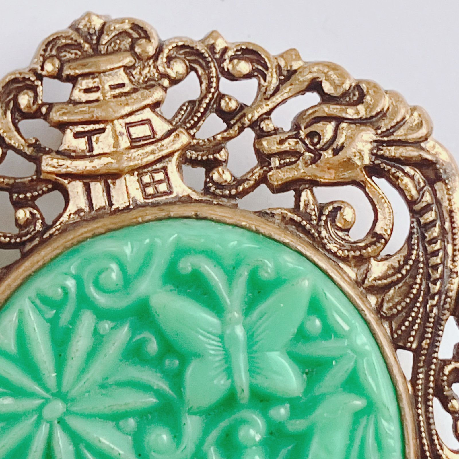 Vintage Vintage 40s Kitsch Dragon Pagoda Brooch Asian Style Size ONE SIZE - 6 Thumbnail