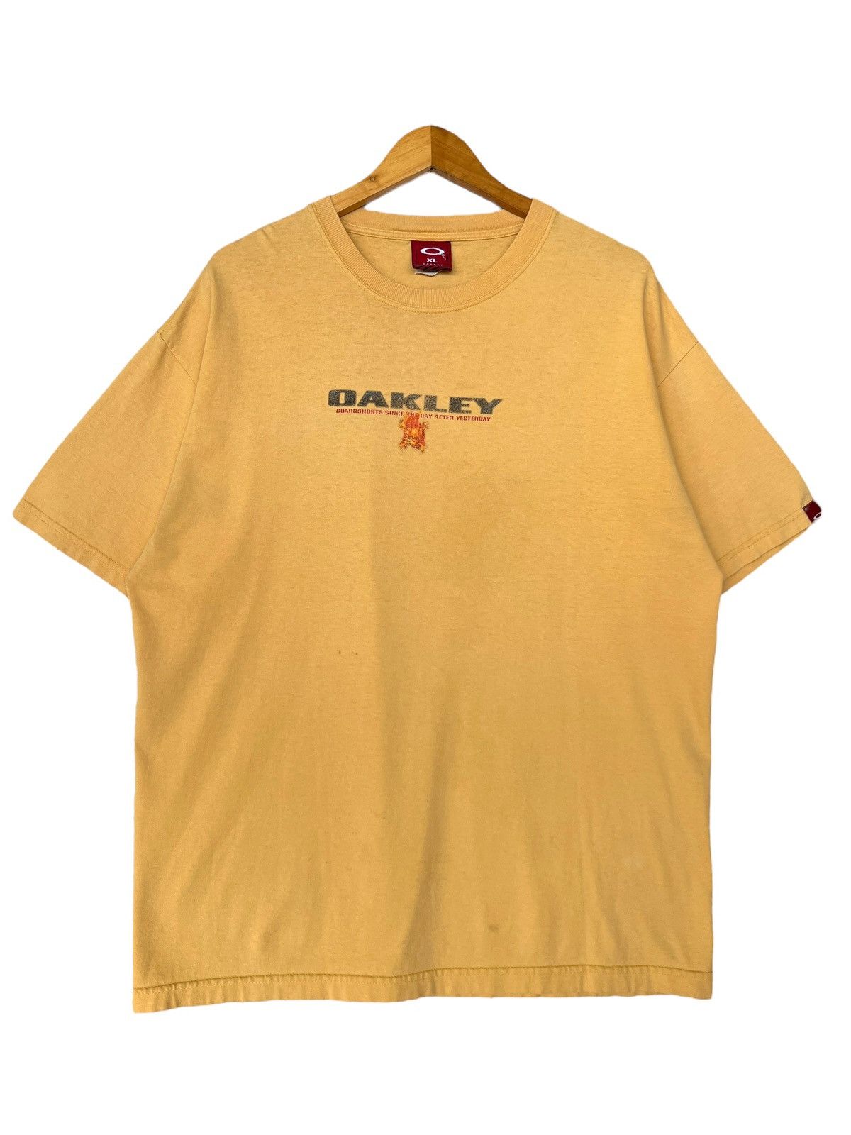 Oakley Vintage Oakley Flame Sunfaded Yellow Shirt Size US XL / EU 56 / 4 - 2 Thumbnail