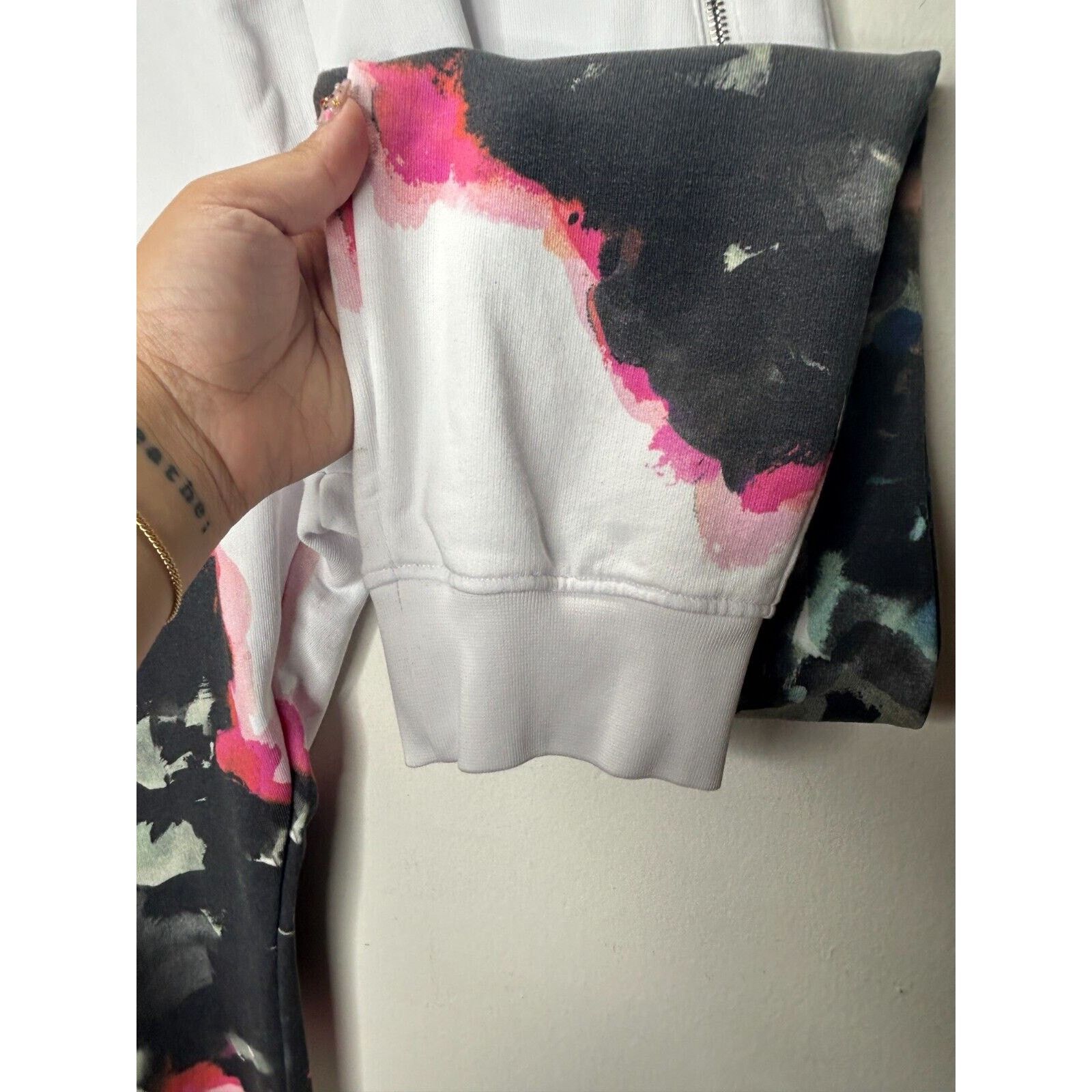 Alexander McQueen Alexander McQueen White Jogger Black Pink Design Pockets L Size US 34 / EU 50 - 8 Thumbnail