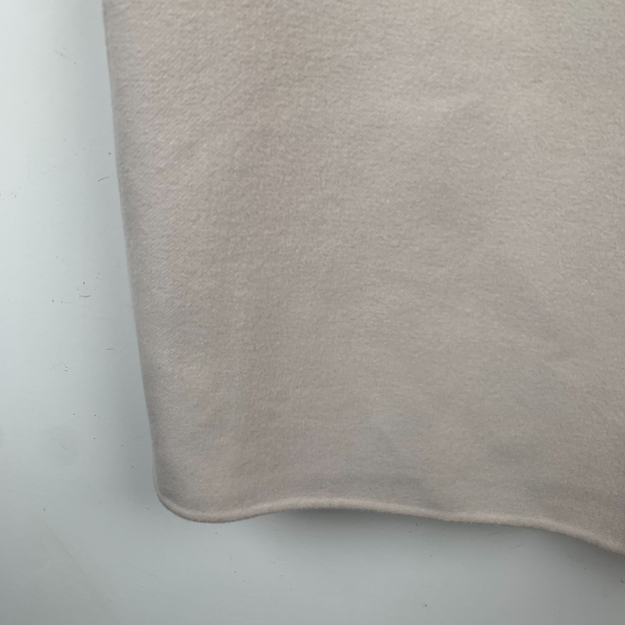 Max Mara H10210 Max Mara Wool-Blend Double-Breasted Coat Beige Size M / US 6-8 / IT 42-44 - 5 Thumbnail