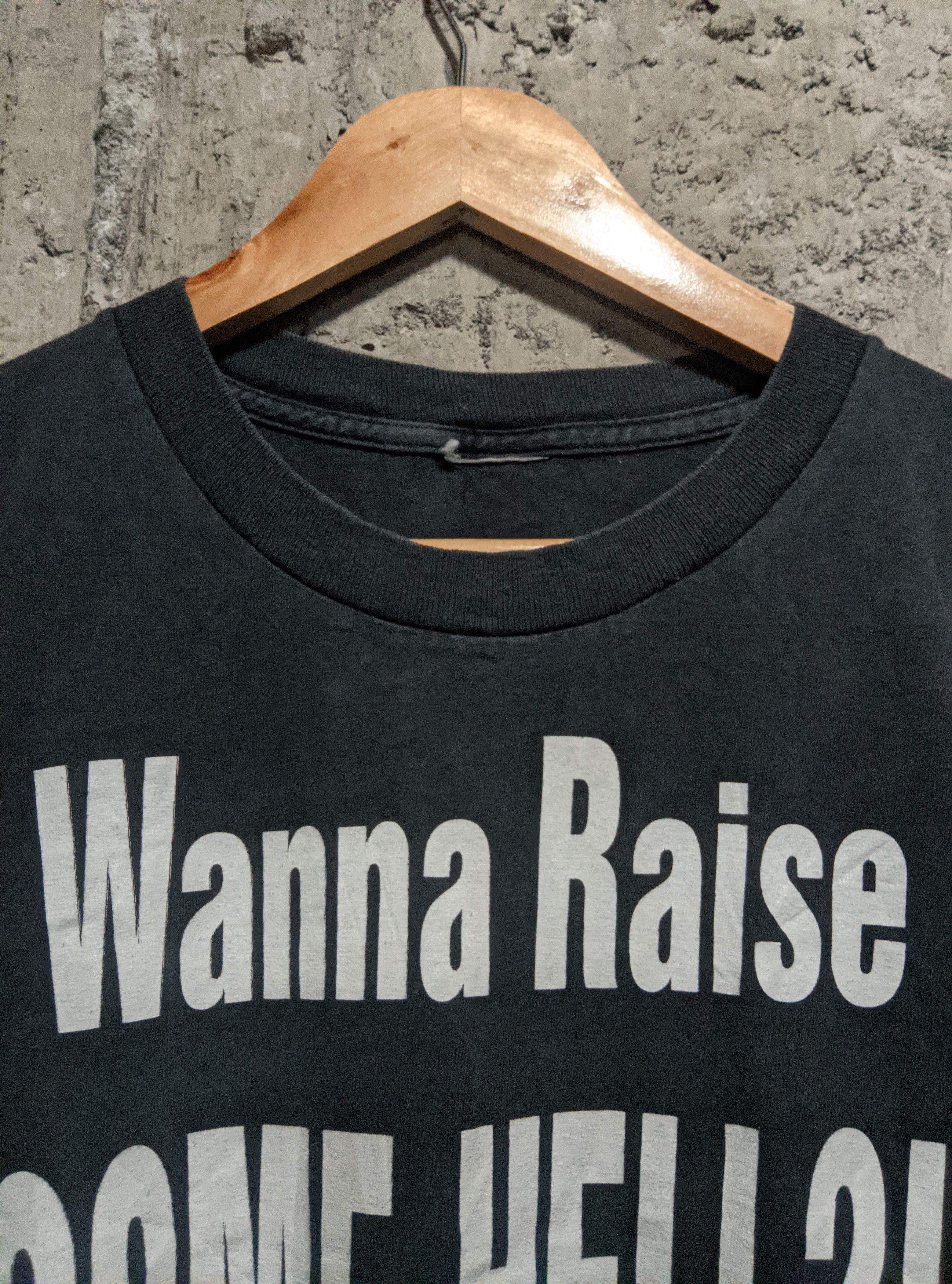 WWF Vintage 1998 stone cold wwf wwe chopped t shirt Size US M / EU 48-50 / 2 - 6 Thumbnail