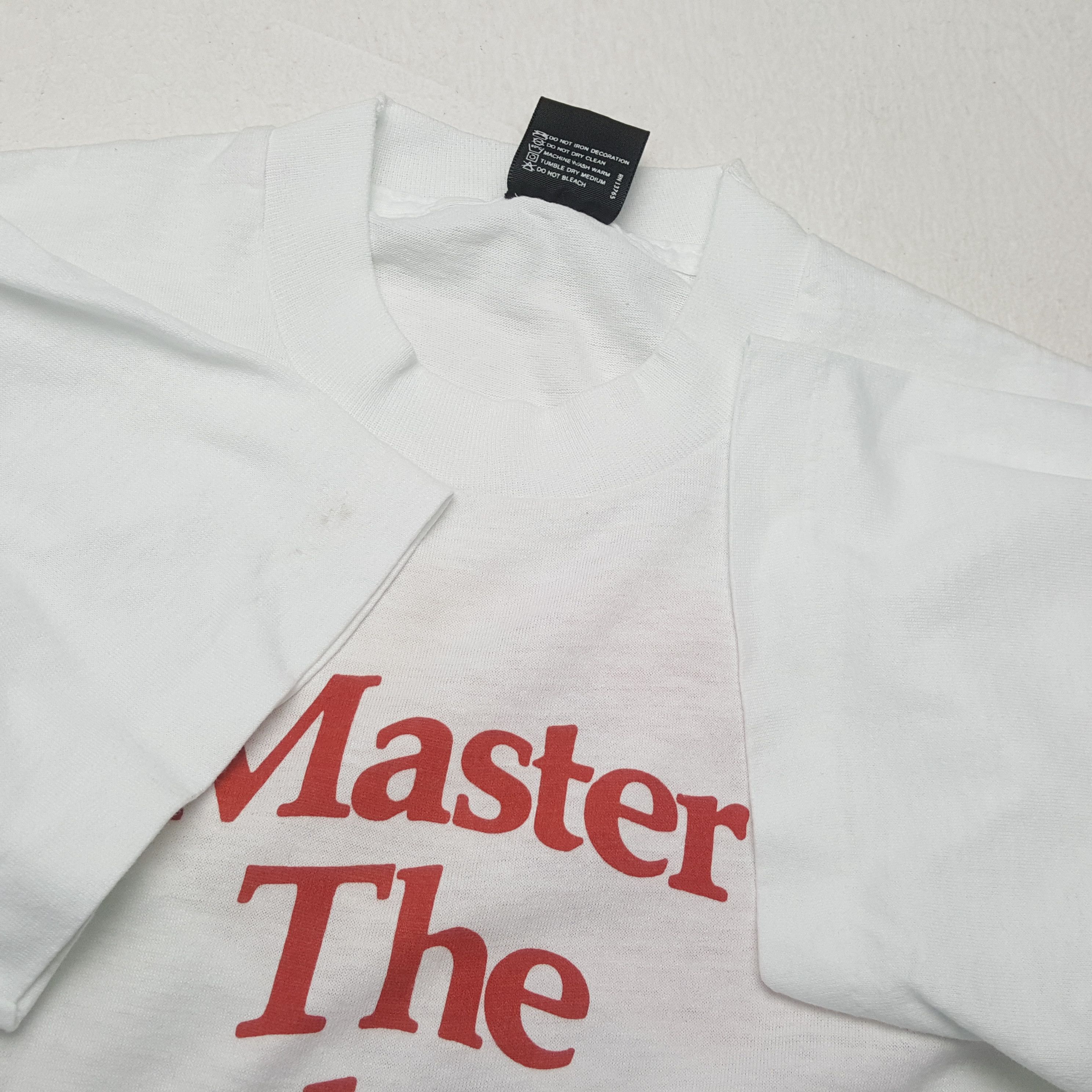 Vintage Vintage MASTER CARD Bank Service Promo T-Shirt Size US S / EU 44-46 / 1 - 6 Thumbnail
