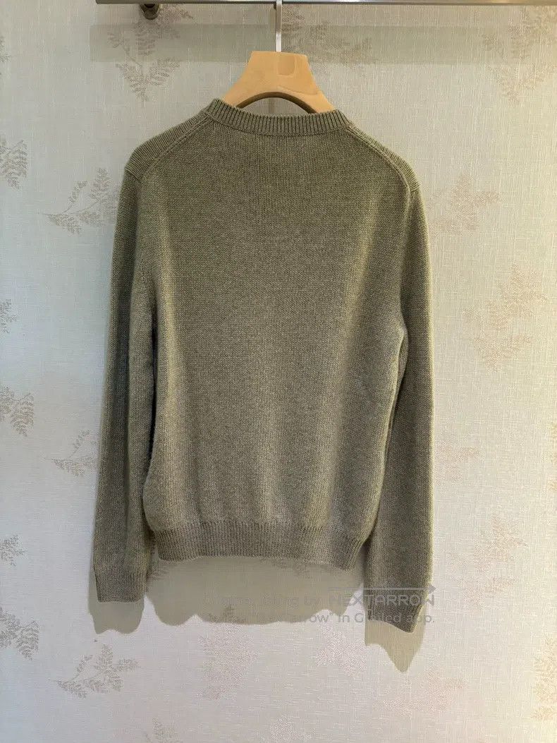 Loro Piana Loro Piana Women's Crew Neck Cashmere Sweater Size S / US 4 / IT 40 - 2 Thumbnail