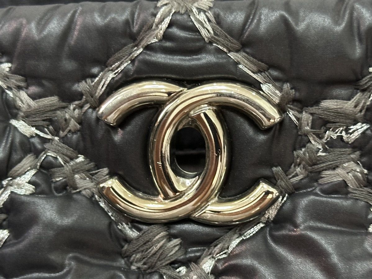 Chanel Chanel Tweed Stitch Quilted Bubble Nylon Tote Bag Size ONE SIZE - 15 Thumbnail