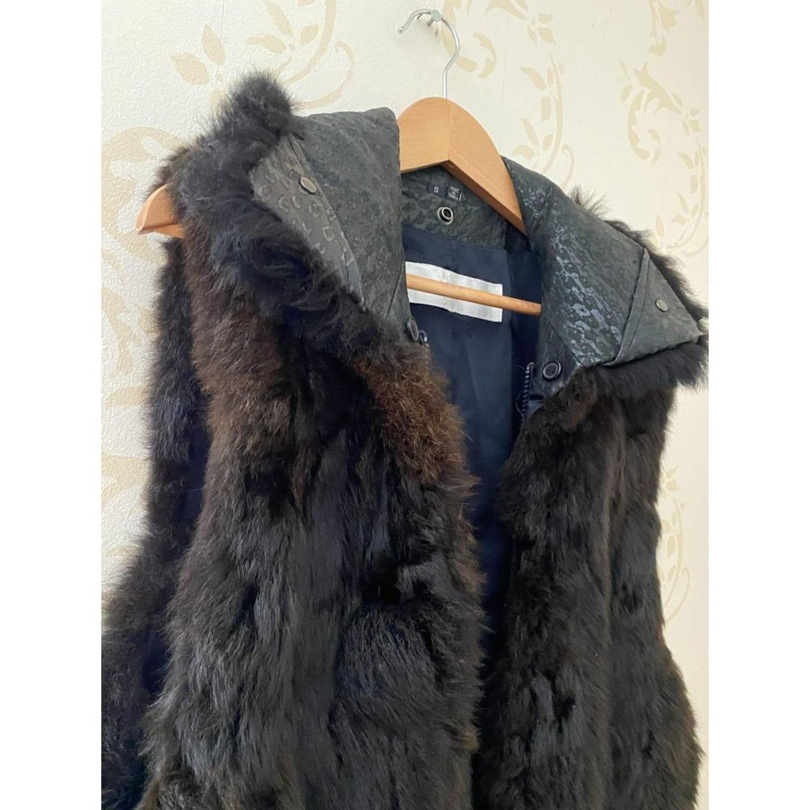 Andrew Marc Andrew Marc Fur Vest Jacket with Leather Trim - st Size US M / EU 48-50 / 2 - 6 Thumbnail