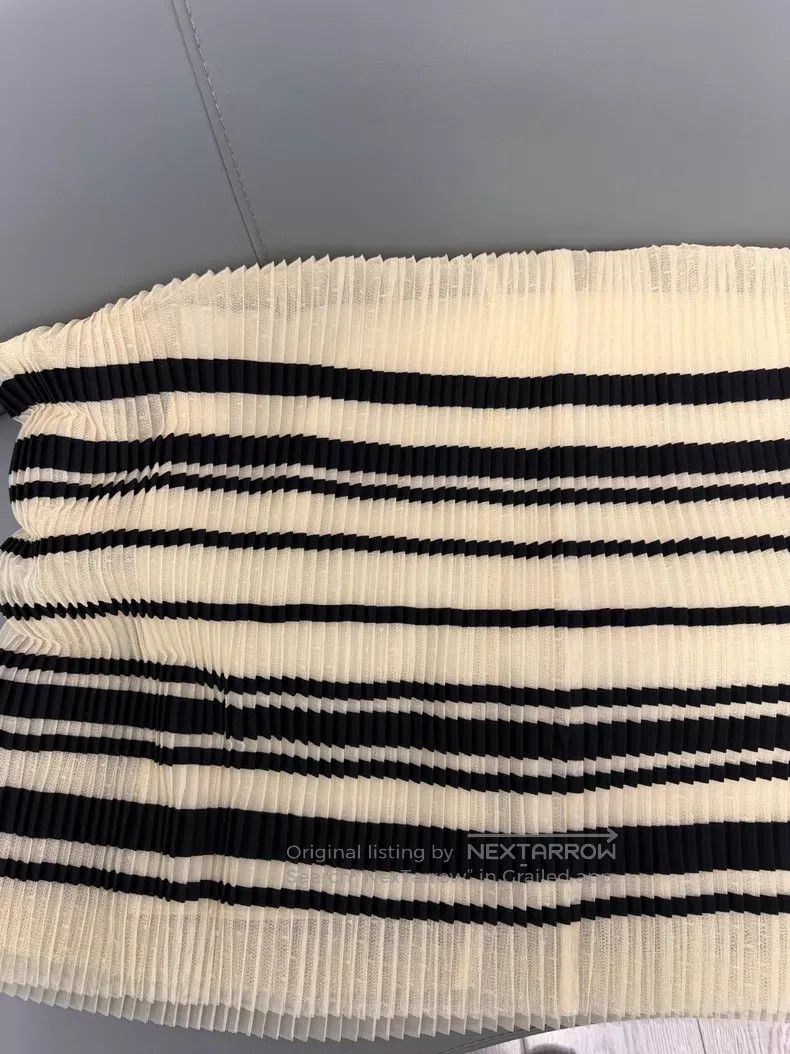 Valentino Valentino Skirt Size S / US 4 / IT 40 - 4 Thumbnail