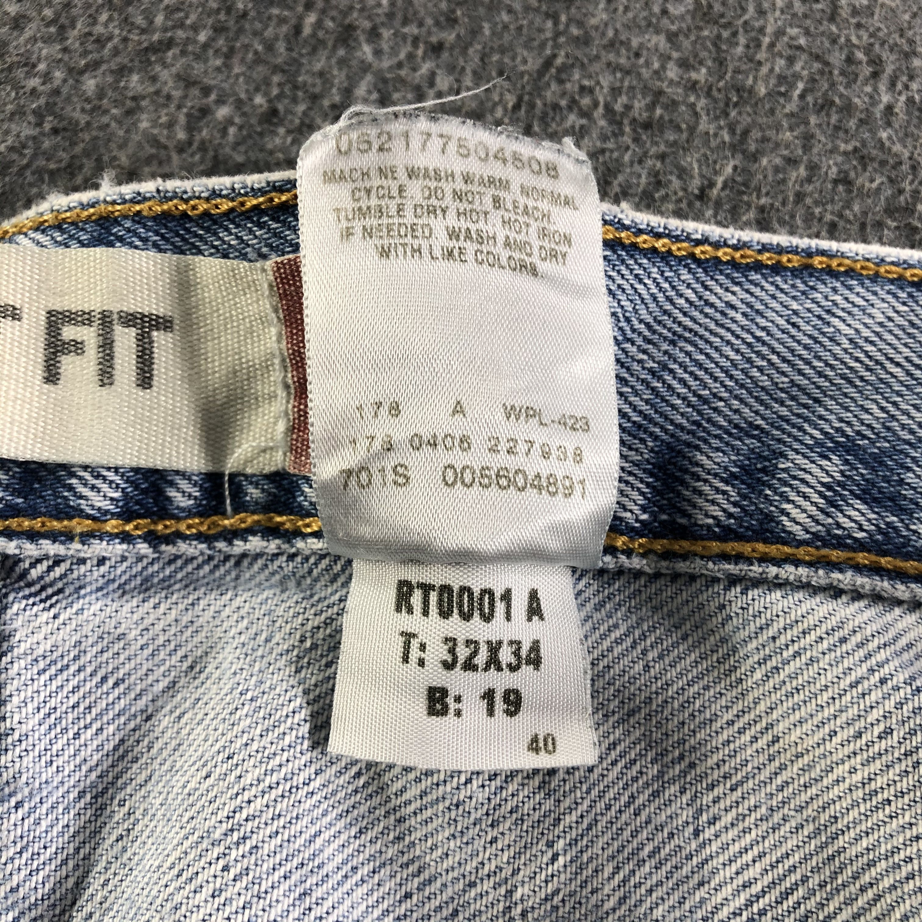 Levi's Vintage Blue Wash Levis 560 Jeans-J3125 Size US 33 - 11 Thumbnail