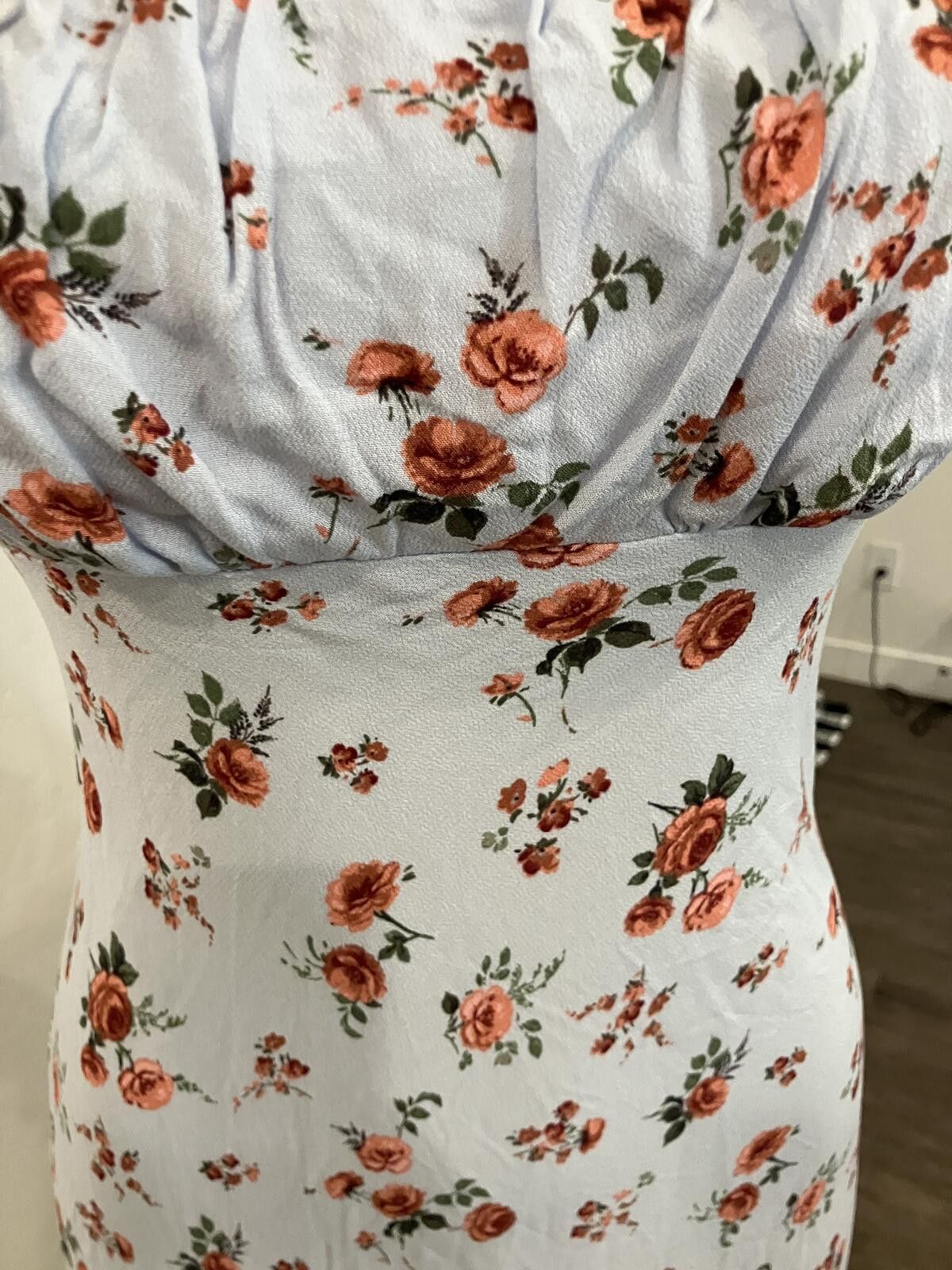 Other NWT Floral Print Midi Dress with Puff Sleeves Size S / US 4 / IT 40 - 10 Thumbnail