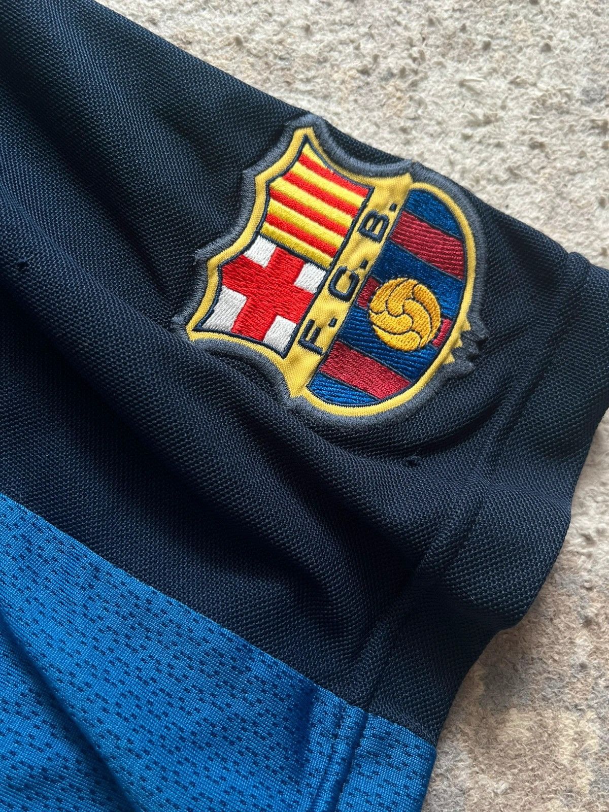 Nike Nike Soccer Team x FC Barcelona Vintage Rare Football Barca Size US S / EU 44-46 / 1 - 3 Thumbnail