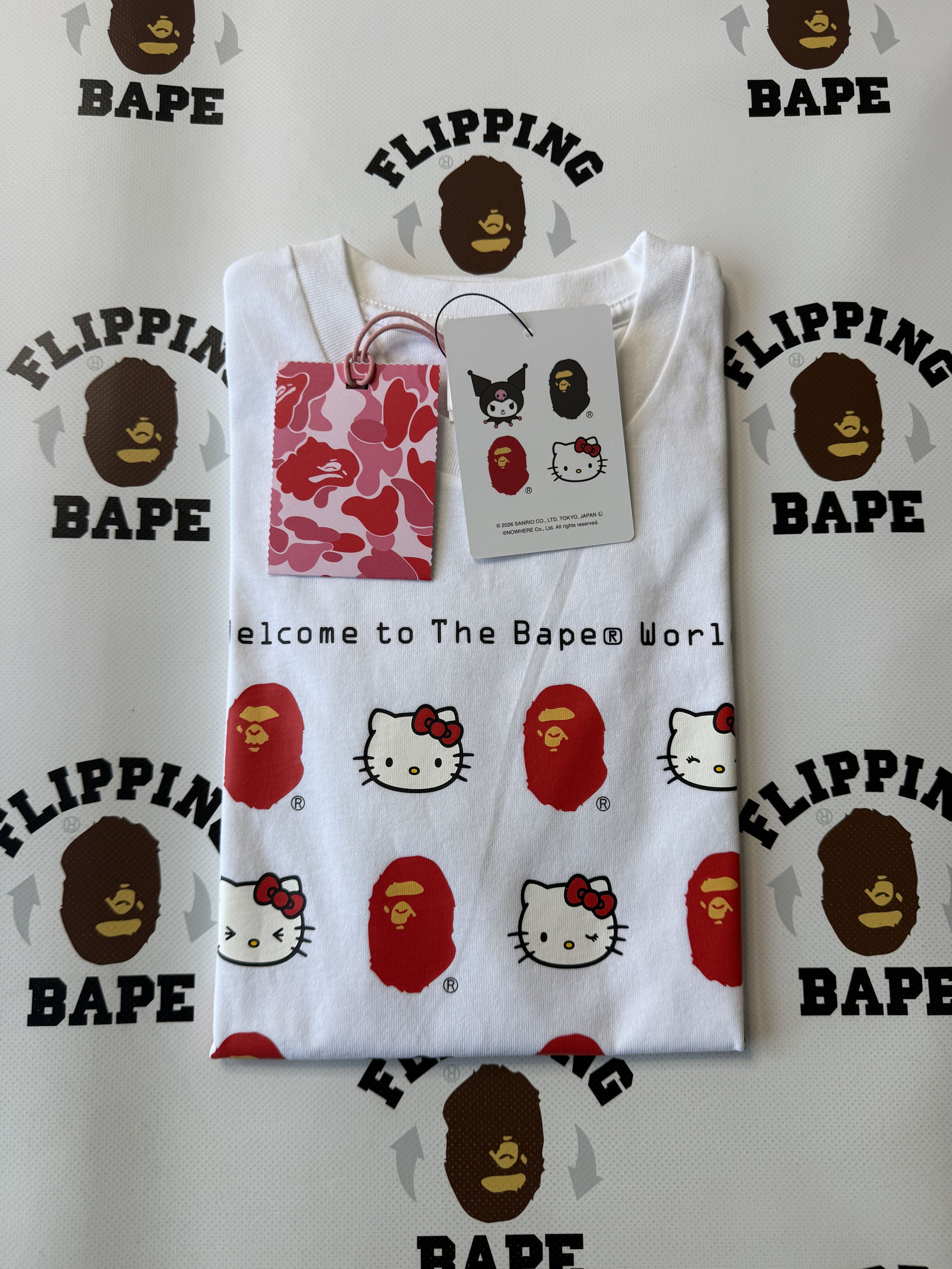 Bape BAPE X HELLO KITTY TEE (2026) Size M / US 6-8 / IT 42-44 - 8 Thumbnail
