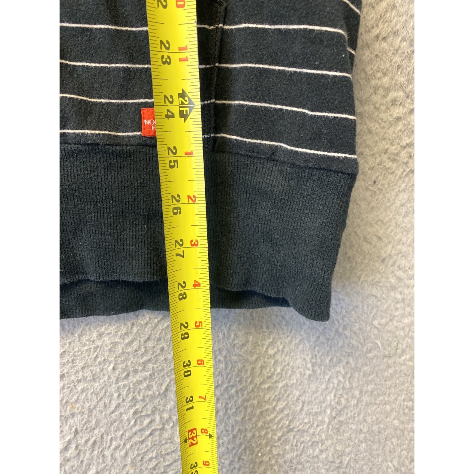 The North Face The North Face Hoodie Women Striped Long Sleeve Snap Pullover Hooded XL Black/98-35 Womens Size XL / US 12-14 / IT 48-50 - 6 Thumbnail