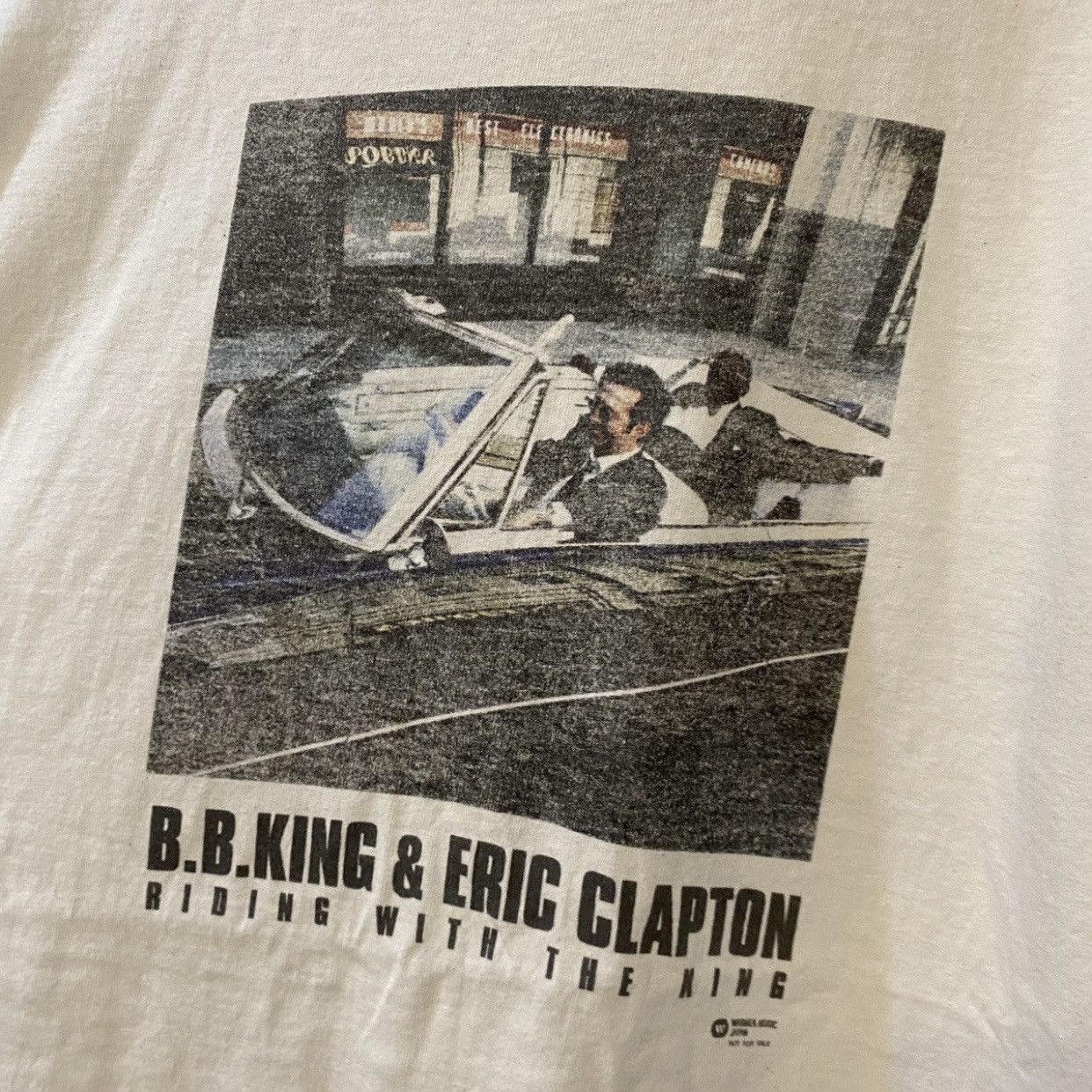 Band Tees Vintage 90s B.B. King & Eric Clapton "Riding With The King" Size US L / EU 52-54 / 3 - 5 Thumbnail
