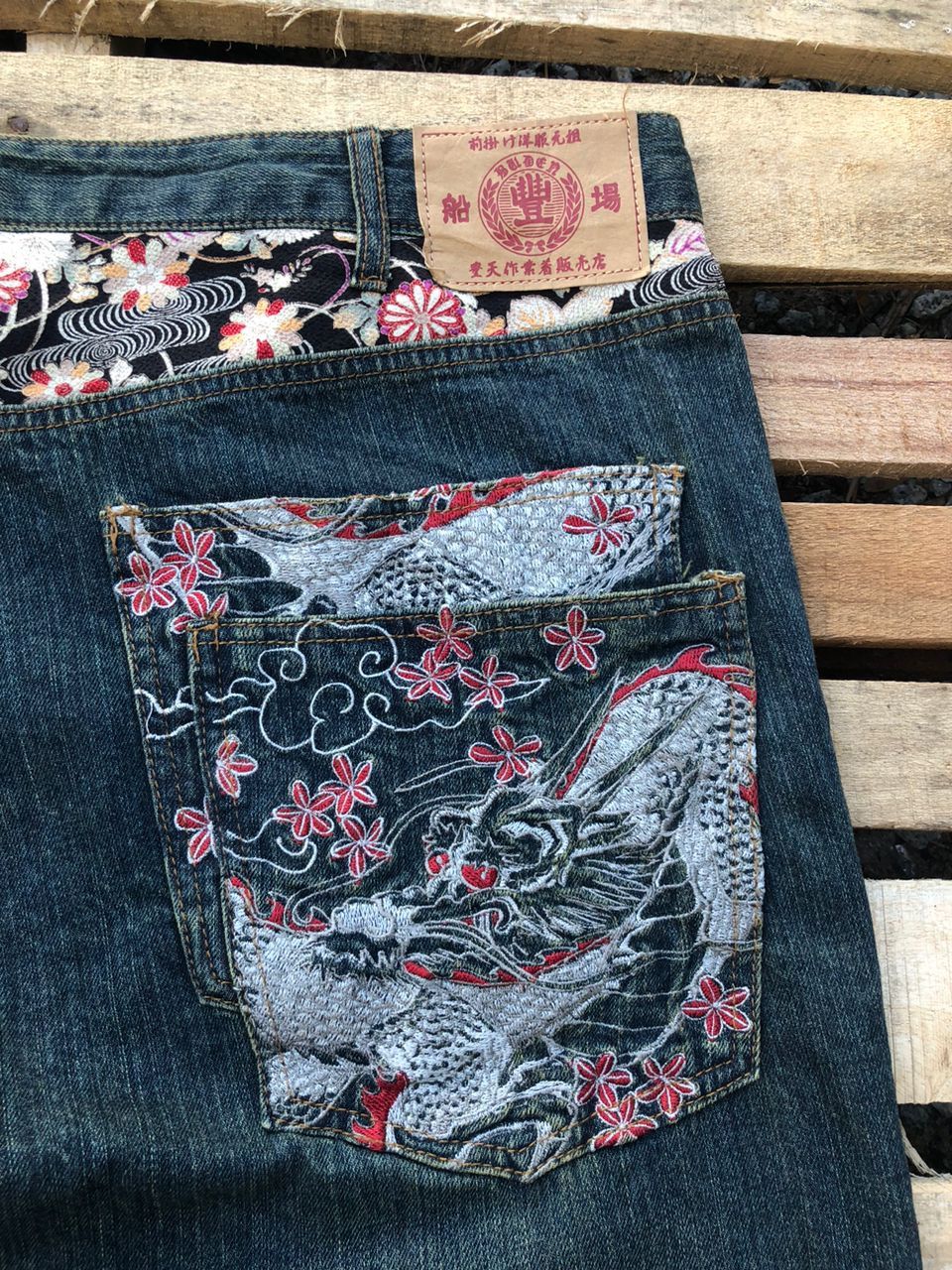 Japanese Brand Buden Koi Fish Dragon Embroidered Japanese Denim Jeans Size US 42 / EU 58 - 6 Thumbnail