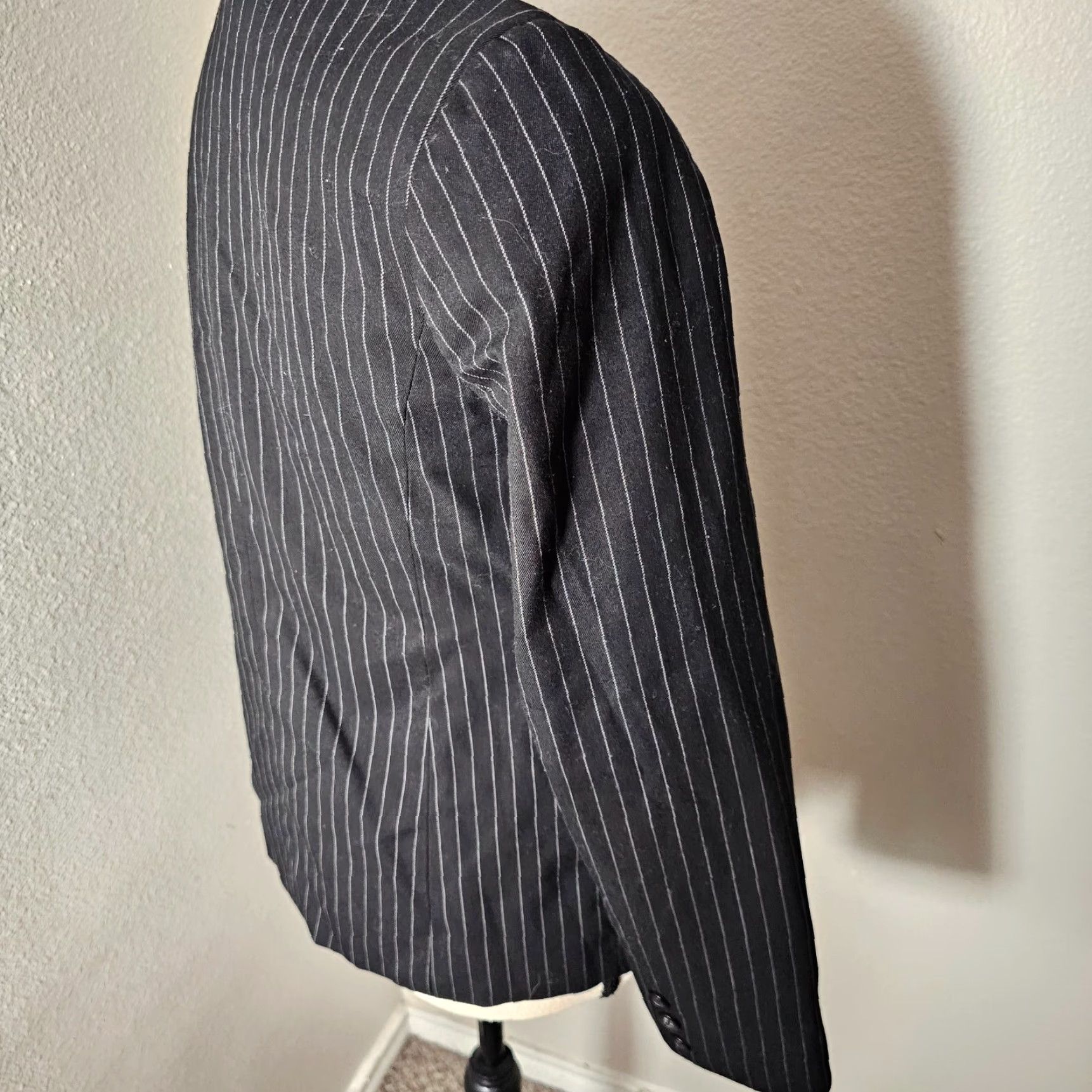 Vintage Apostrophe Black Blazer Jacket Women's Size 2 Pinstripe Front Button Four-Button Single-Breasted Pocket Formal Chest Small Size 2 Black Size XS / US 0-2 / IT 36-38 - 4 Thumbnail