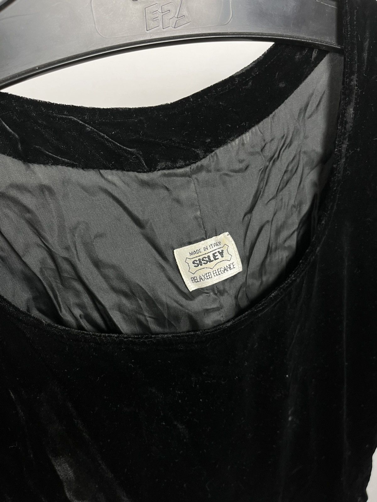 Sisley Vintage Sisley Velvet Mini Dress Made in Italy Ruffle Hem Size M / US 6-8 / IT 42-44 - 4 Thumbnail
