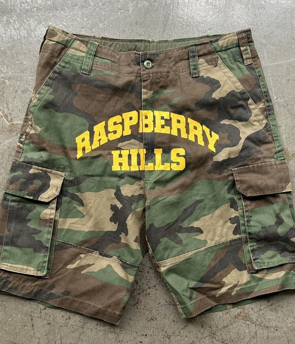 Streetwear Raspberry Hills Camo Cargo Shorts | Grailed